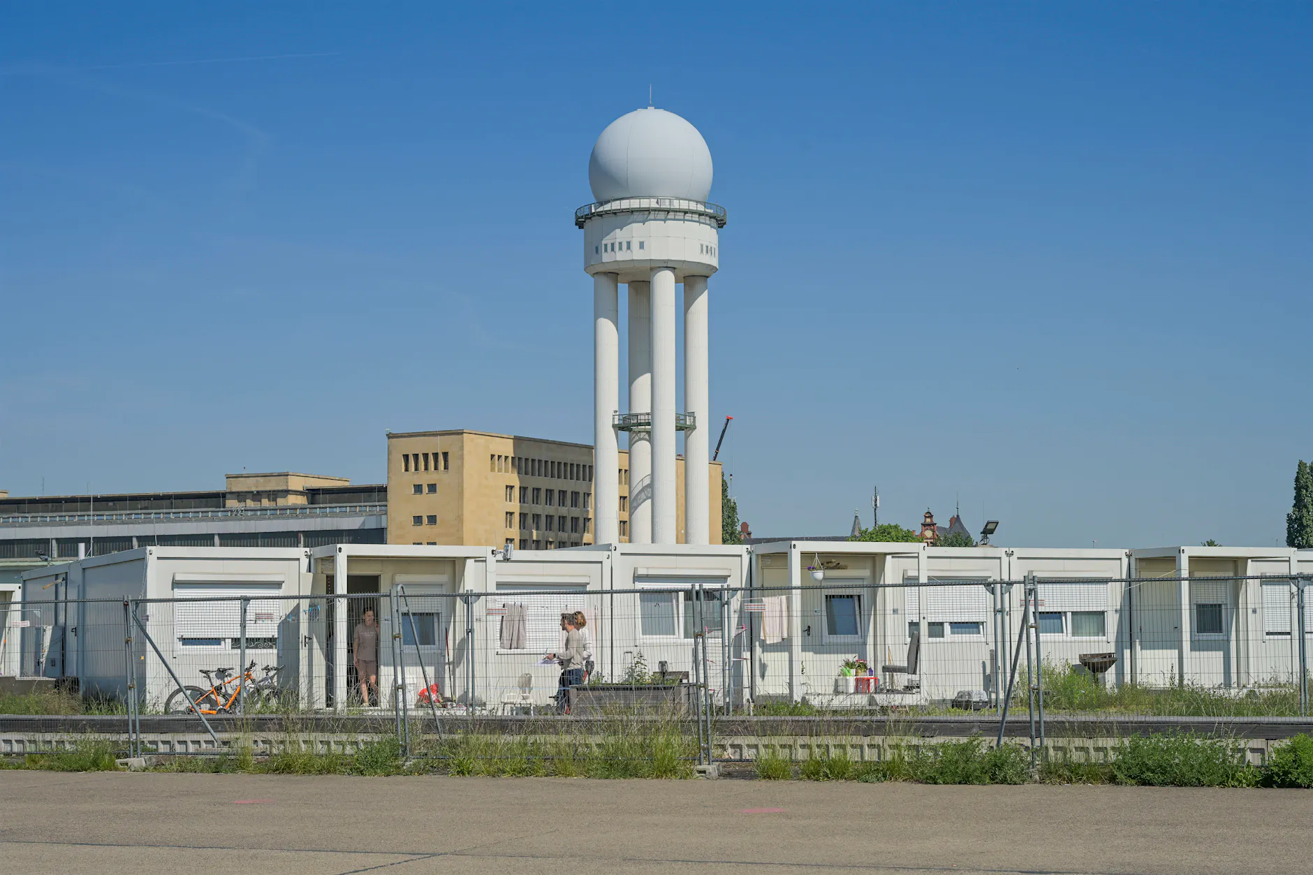 Dramatische Zustände in Tempelhof: Mehrere Todesfälle in Flüchtlingsunterkunft