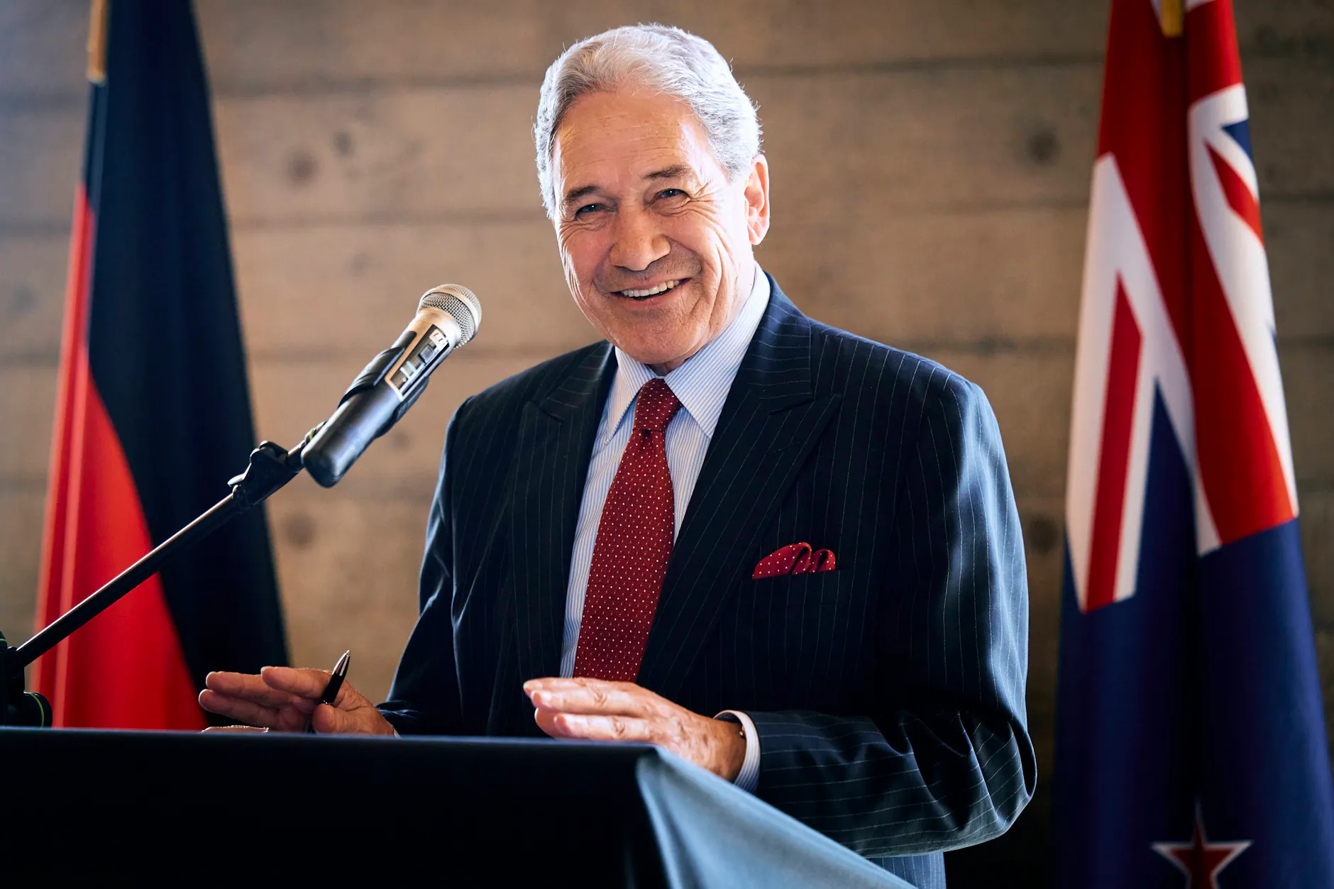 Außenminister von Neuseeland, Winston Peters spricht von beseitigten Unklarheiten zwischen beiden Ländern.