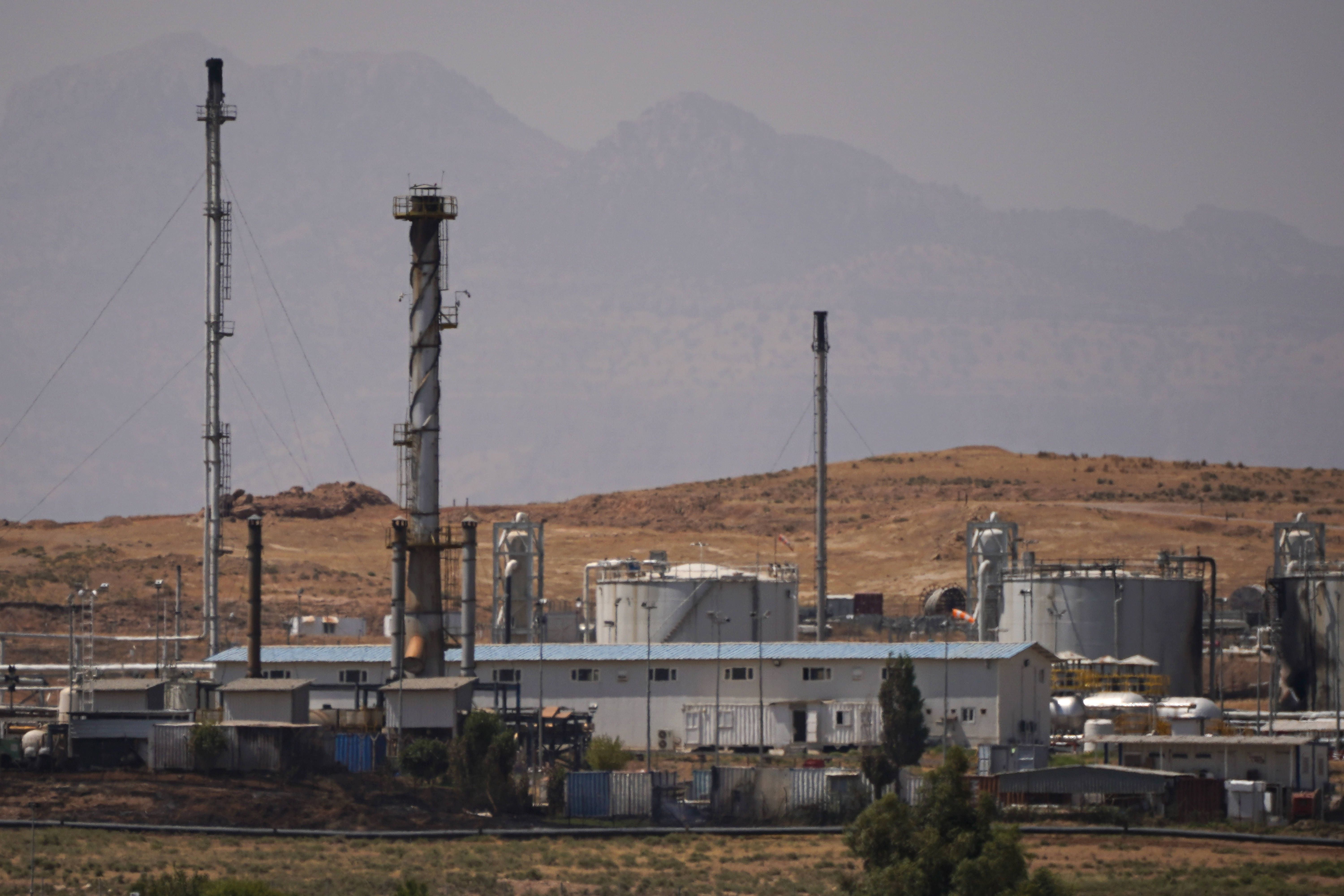 Ölexport trotz Hormus‑Blockade: Irak beginnt mit Lkw‑Transporten durch Syrien