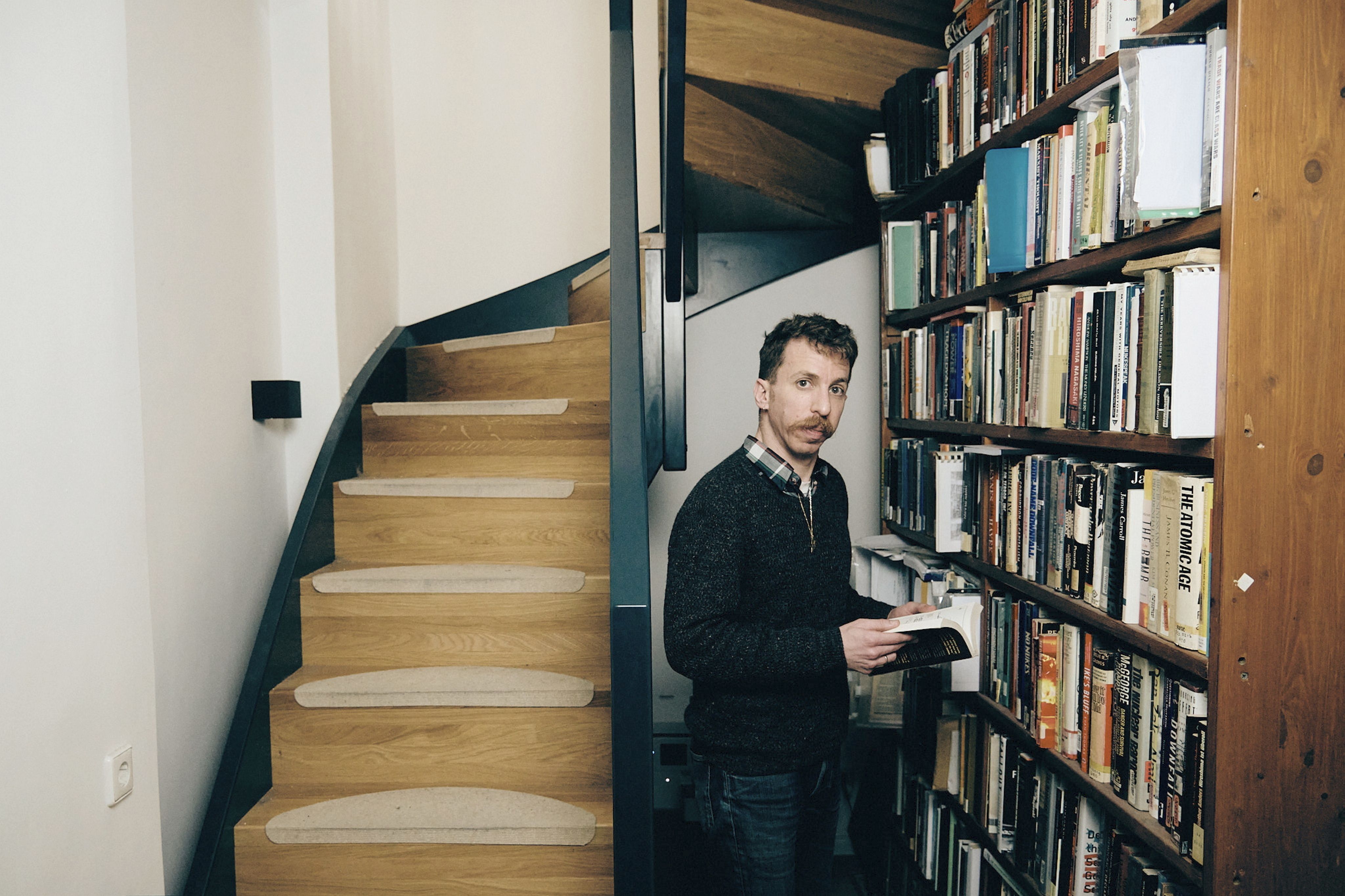 Image - Historiker Adam Raz im Interview: „Ich schäme mich, Israeli zu sein“