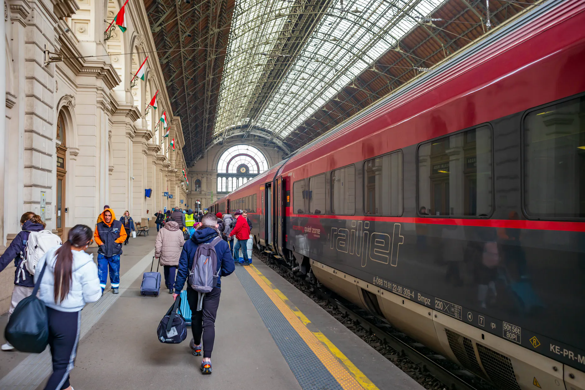 In Ungarn waren wegen der Zeitumstellung (fast) alle Züge eine Stunde zu spät!