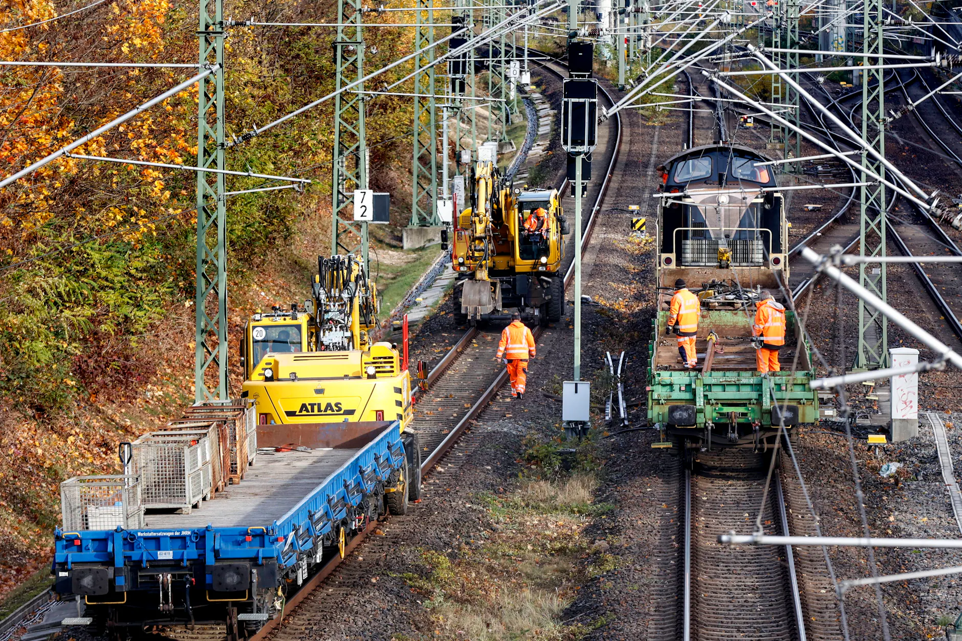 Bahnstrecke Berlin–Dresden: Fertigstellung verzögert sich um vier Jahre