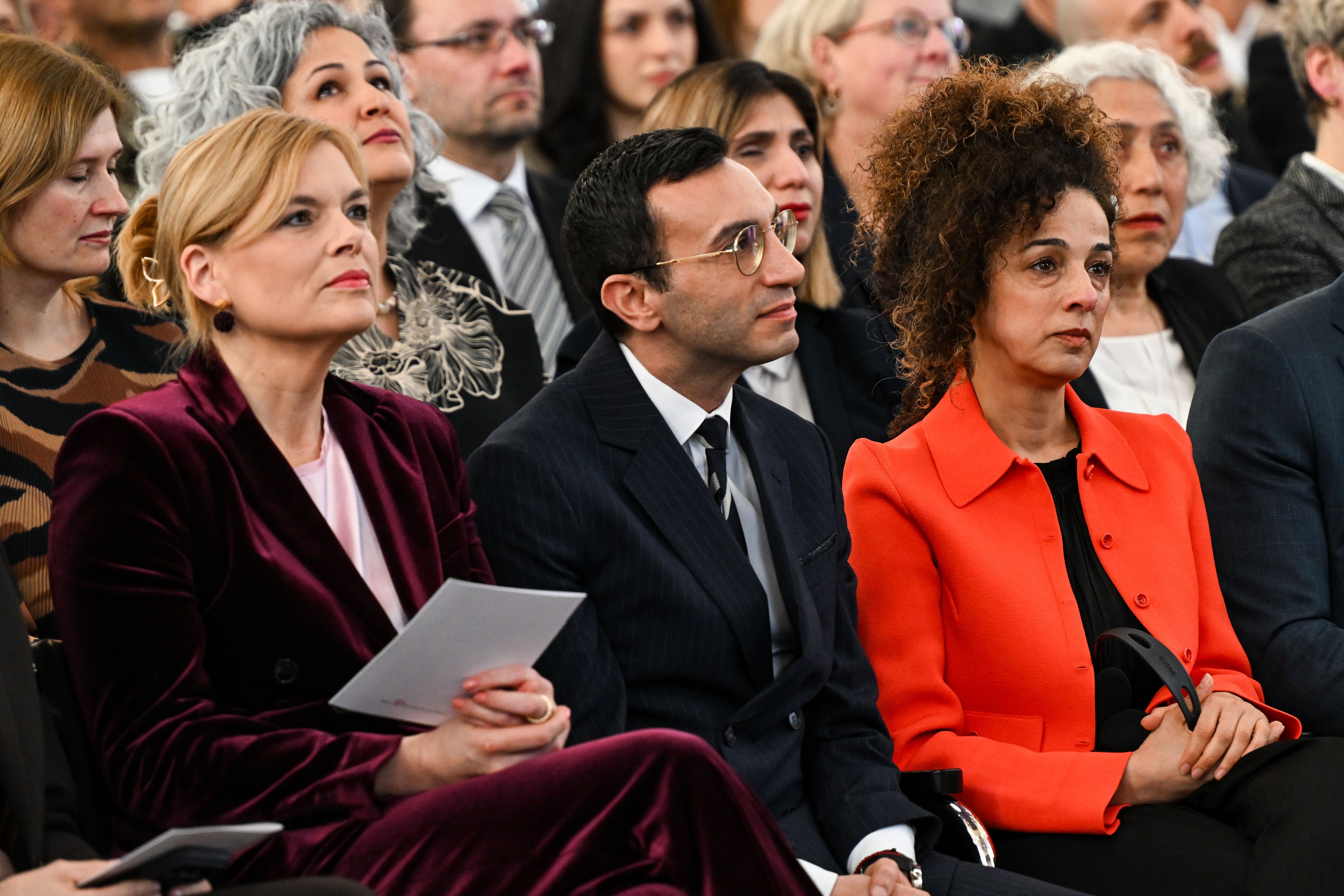 Image - Immer mehr Demokratiepreise: Was bringen sie und wer zahlt dafür?