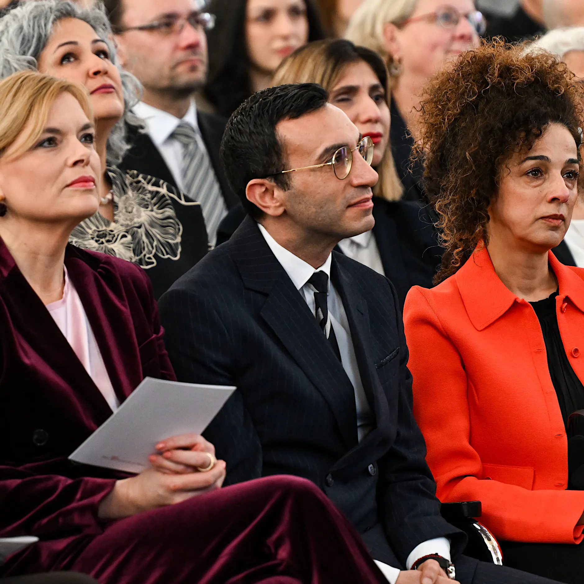 Immer mehr Demokratiepreise: Was bringen sie und wer zahlt dafür?