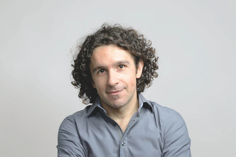 Buchkritik: „Bambino“ von Marco Balzano – Die Radikalisierung eines jungen Mannes