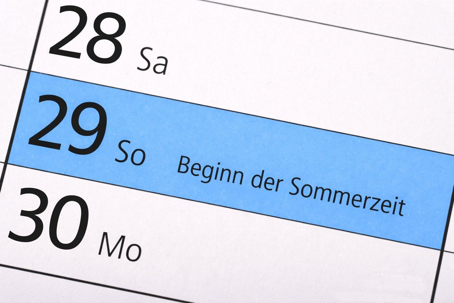 Zeitumstellungs-Panne: Ungarns Bahn zahlt Millionen zurück