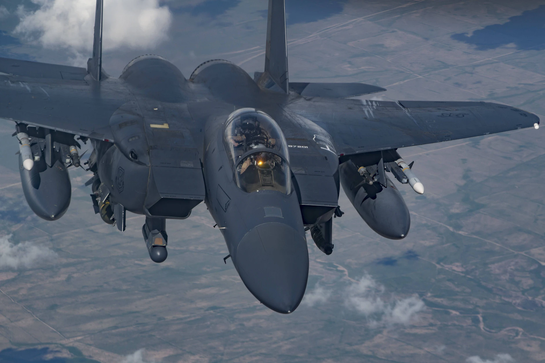 Kampfjet der US-Luftwaffe vom Typ F-15E Strike Eagle: Auf den vermissten US-Soldaten ist ein Kopfgeld ausgesetzt.