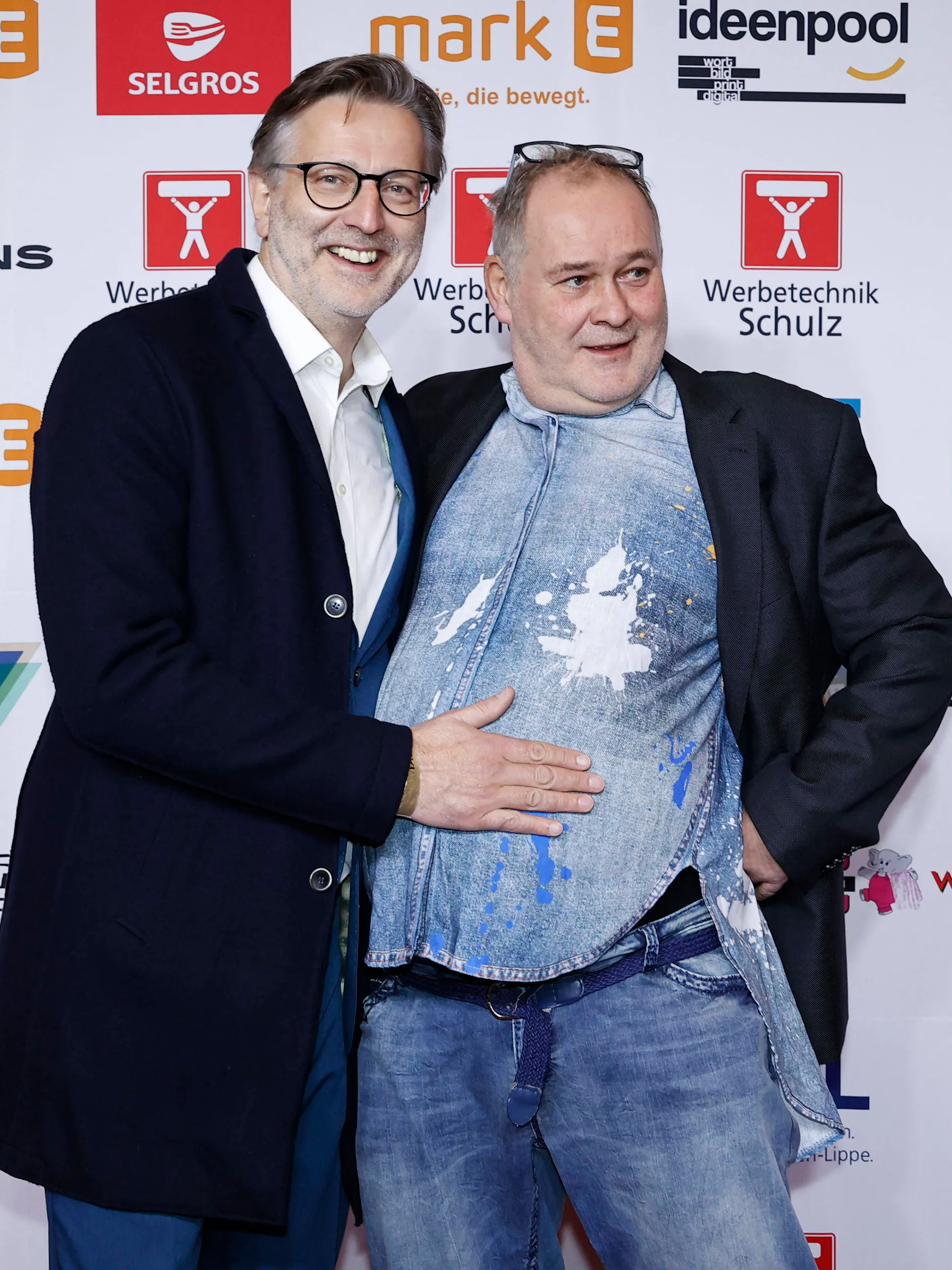 „Bares für Rares“-Star Detlev Kümmel und sein Kollege Walter Waldi Lehnertz gehören seit Jahren zum Team der Trödelshow im ZDF.