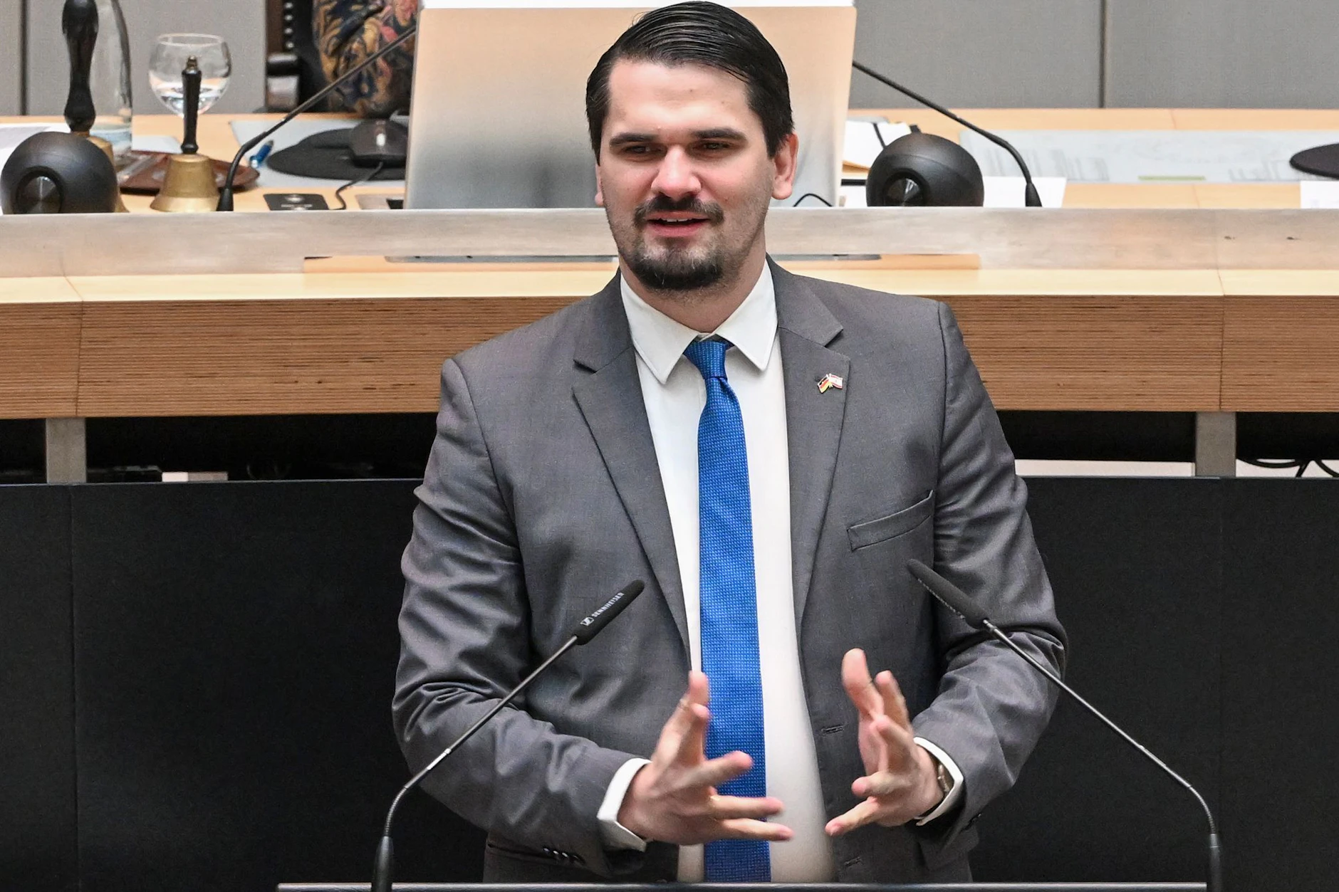 Der Abgeordnete Marc Vallendar von der AfD soll bei einer Wahlkampfveranstaltung geschlagen worden sein.