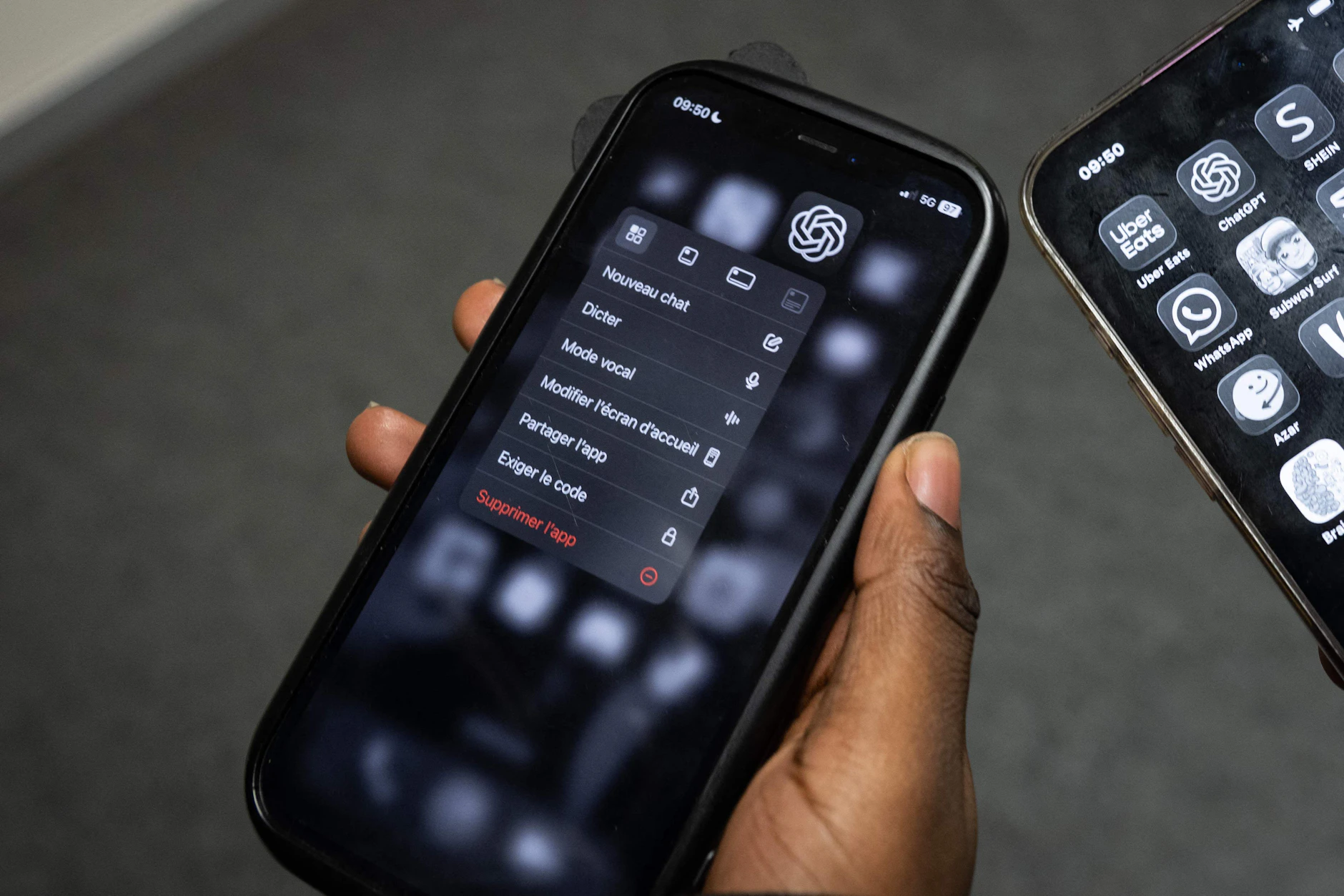 Chatbots wie ChatGPT antworten überzeugend – doch hinter den Empfehlungen stecken nicht nur Fakten.