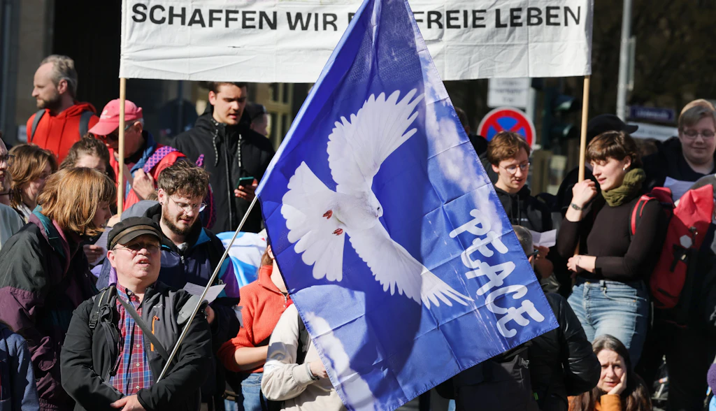 Paskalya yürüyüşü Prenzlauer Berg'den geçiyor