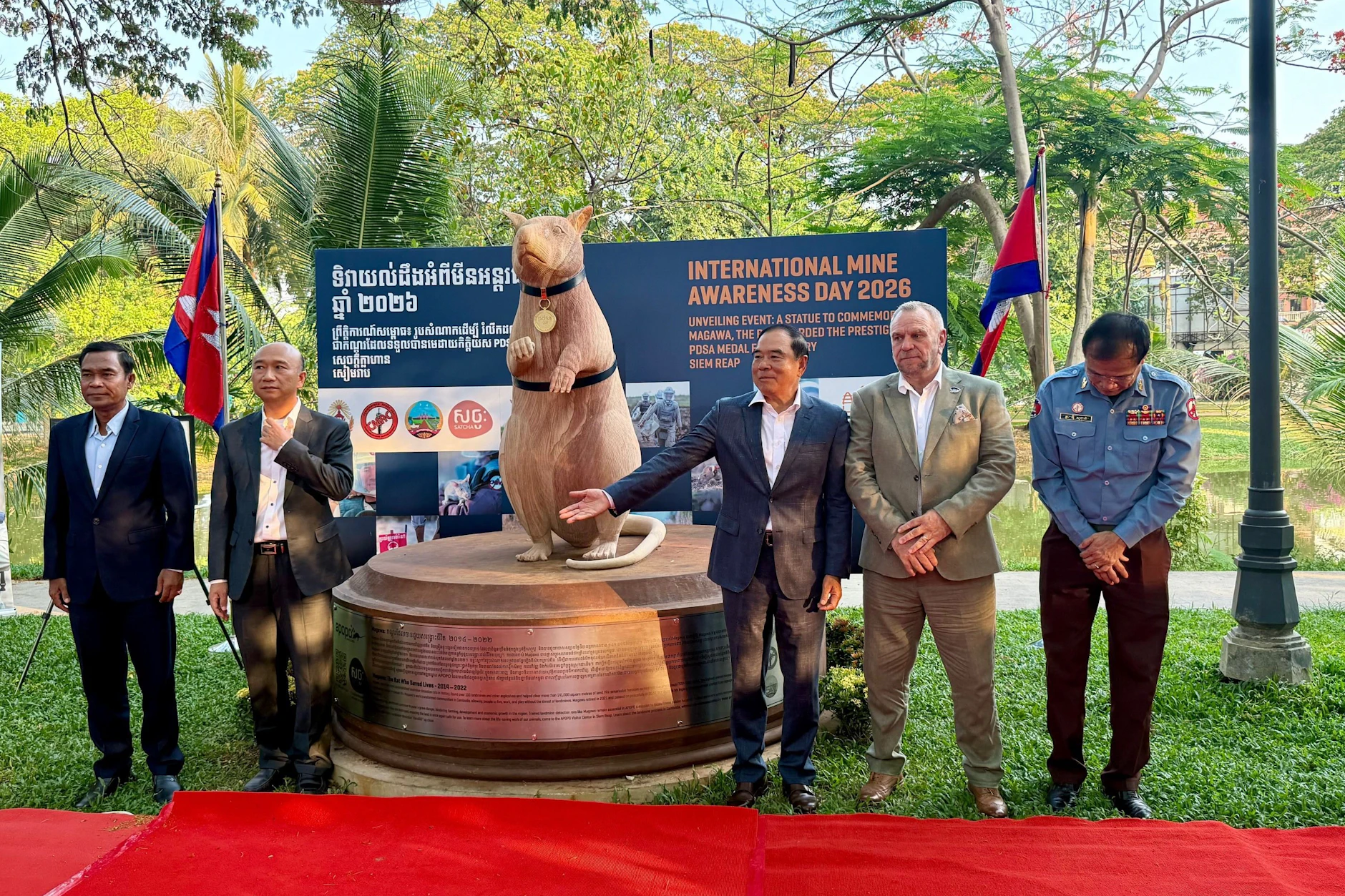 Magawa hat die Ehrung leider nicht mehr mitbekommen. Die Minensuch-Ratte verstarb 2022.
