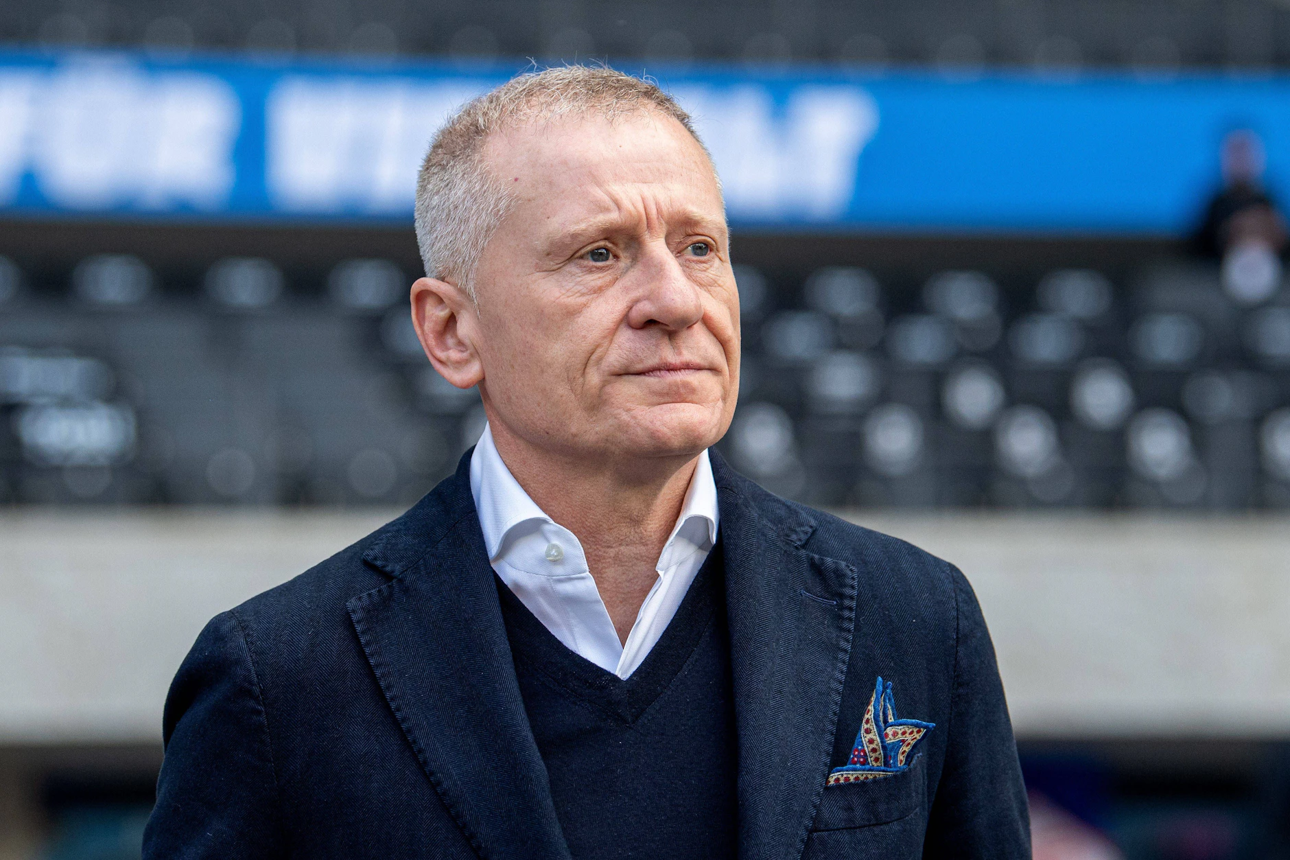 Hertha-Boss Dr. Peter Görlich kämpfte zuletzt für die Fankultur. Die Gewaltexzesse in Dresden treten diese Bemühungen mit Füßen.