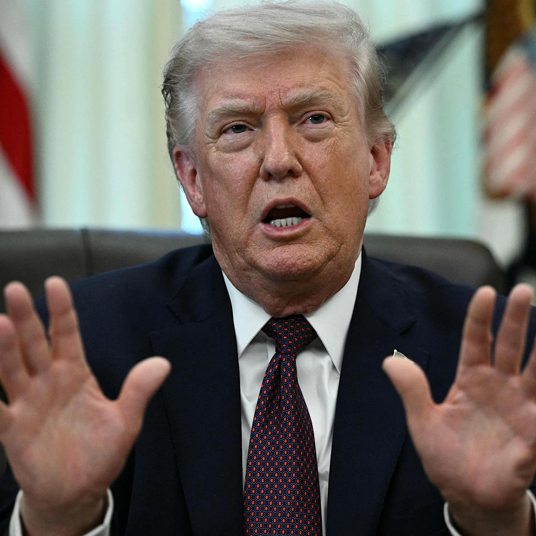 Trump stellt Iran Ultimatum zur Straße von Hormus – Teheran droht mit Angriffen auf weitere Handelsrouten