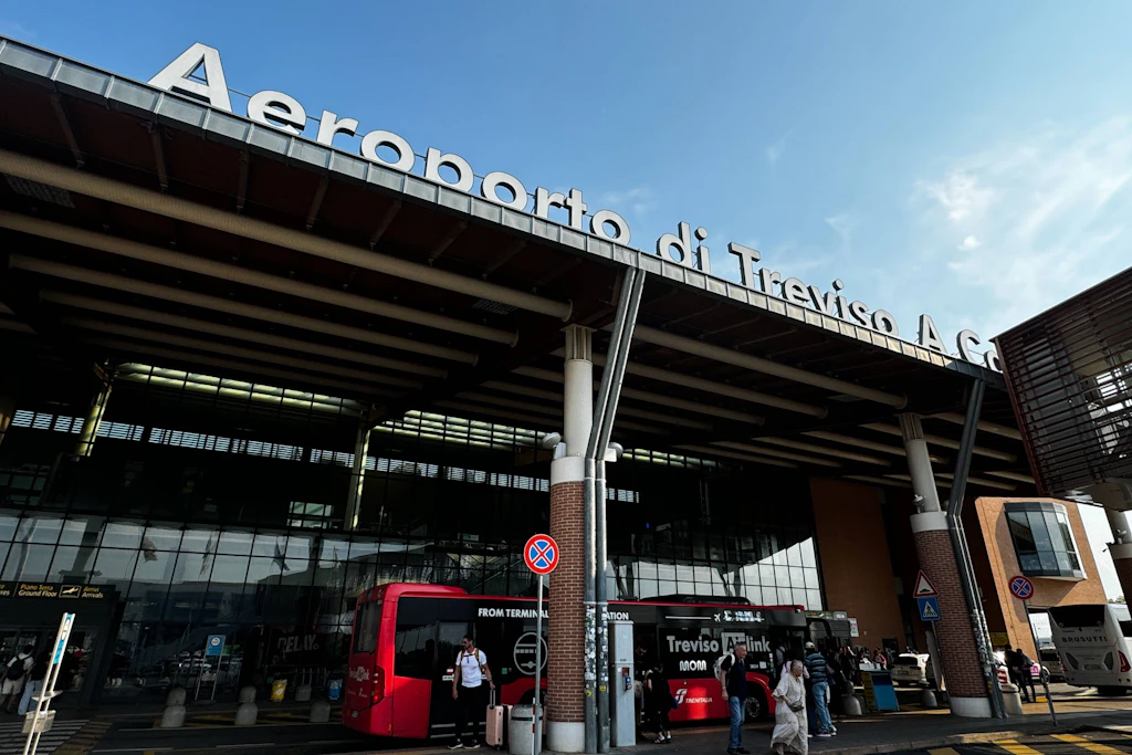 Mehrere Flughäfen in Italien verhängen offenbar Treibstoff-Begrenzungen