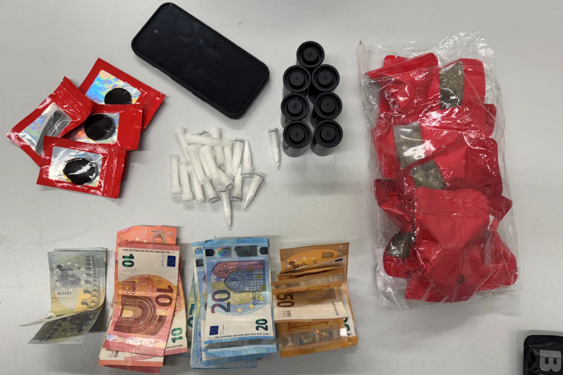 Die Ausbeute einer Routinekontrolle der Berliner Polizei