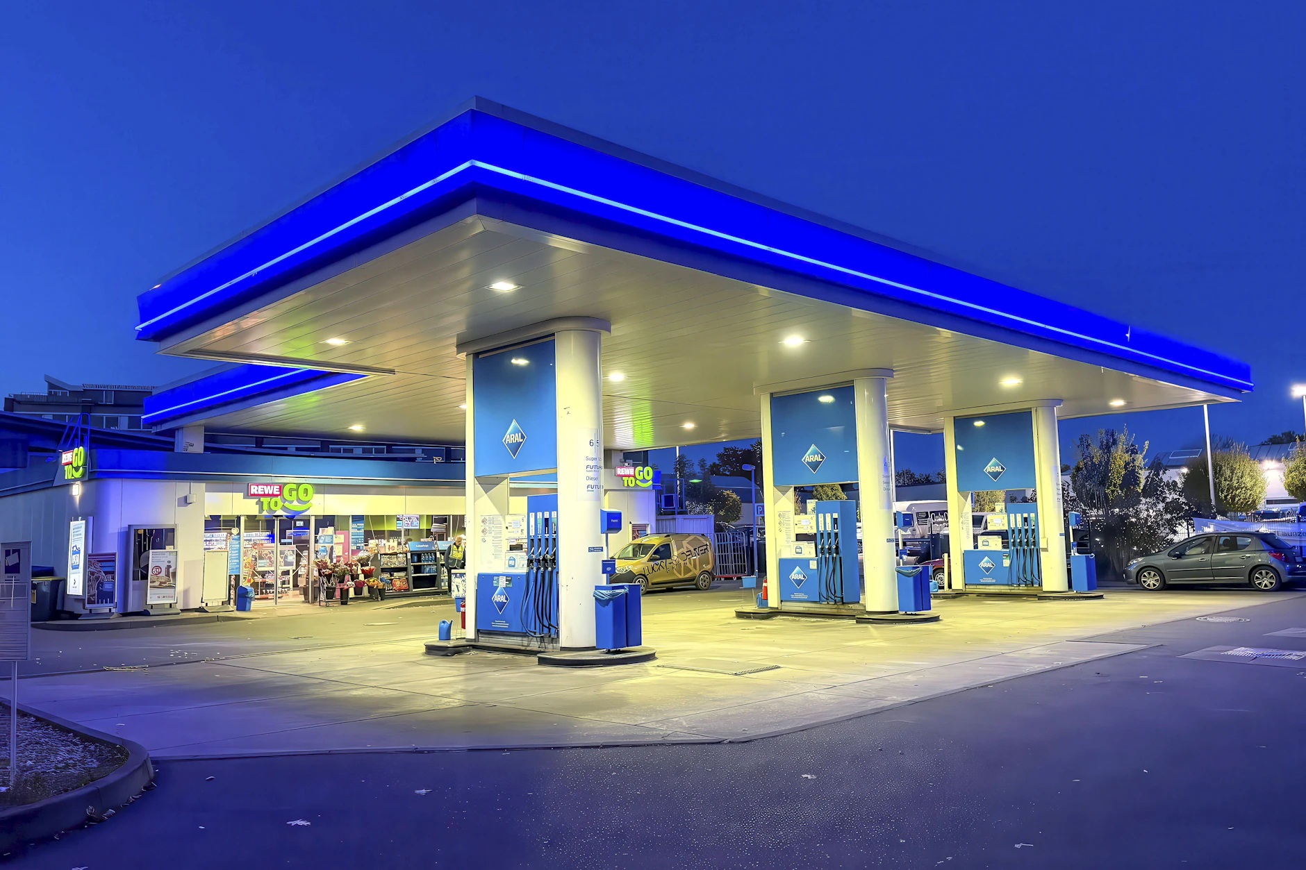 Die Preise an den Tanksäulen steigen weiter an. Und eine Entspannung ist nicht in Sicht.