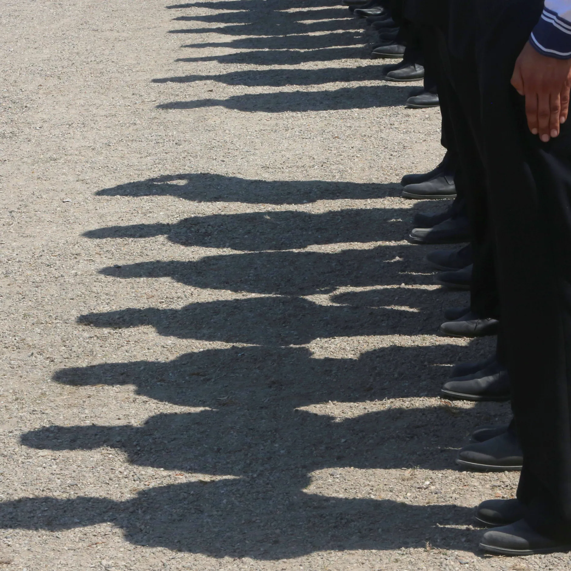 Image - Ausreisegenehmigungen: Nur ein autoritärer Staat kann die Wehrpflicht durchsetzen