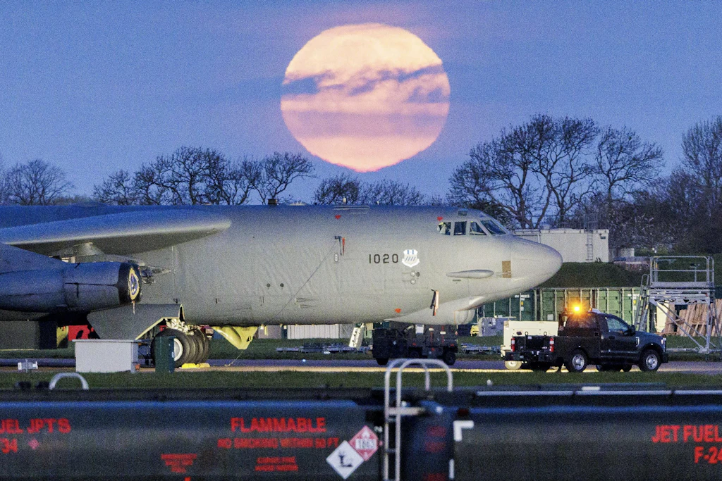 Der weiteste Flug hinter den Mond aller Zeiten