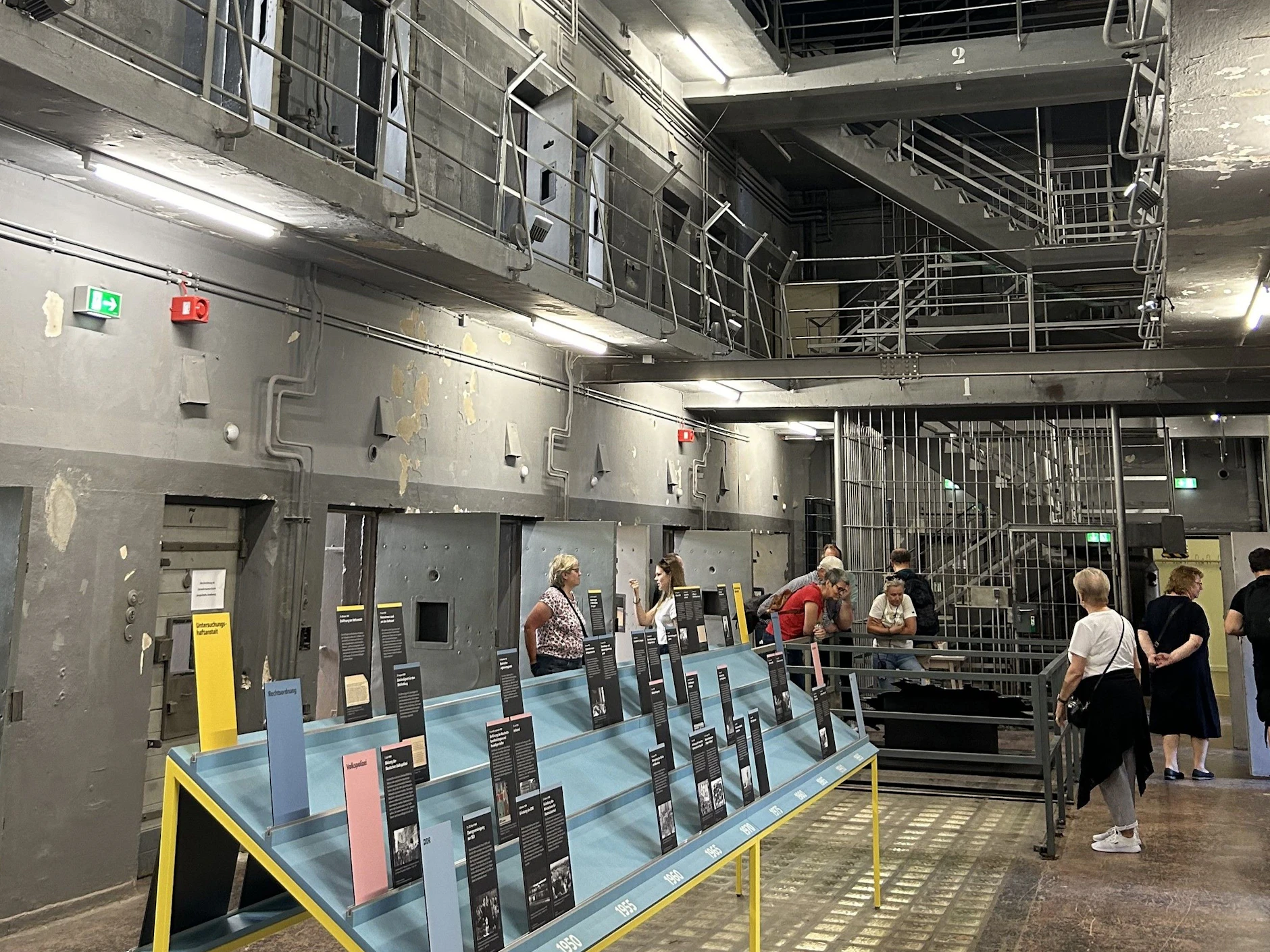 Während des Bus-Ausflugs ins kriminelle Berlin am 26. April steht auch eine Besichtigung der Untersuchungshaftanstalt II in der Keibelstraße in Mitte auf dem Programm.