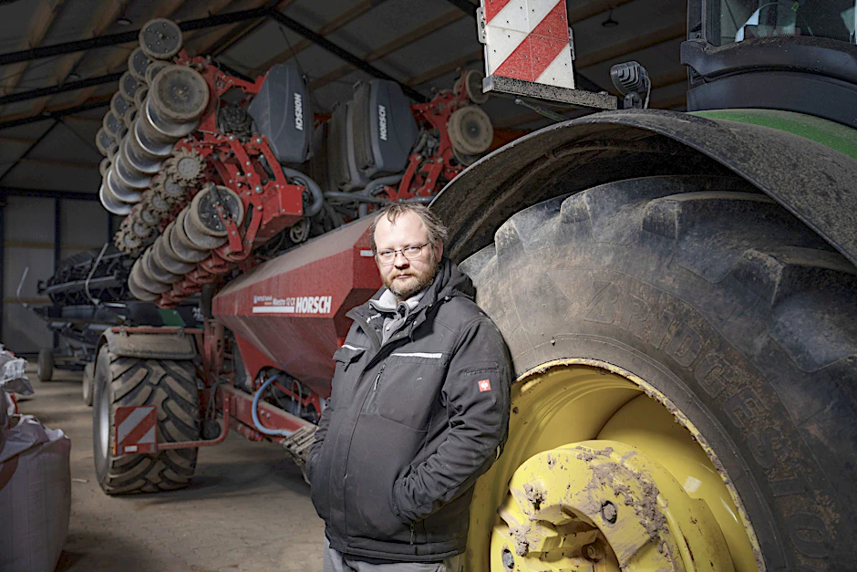 „Ich führe um die 200 Telefonate pro Tag“, sagt Ackerbauer Georg Stiegler.
