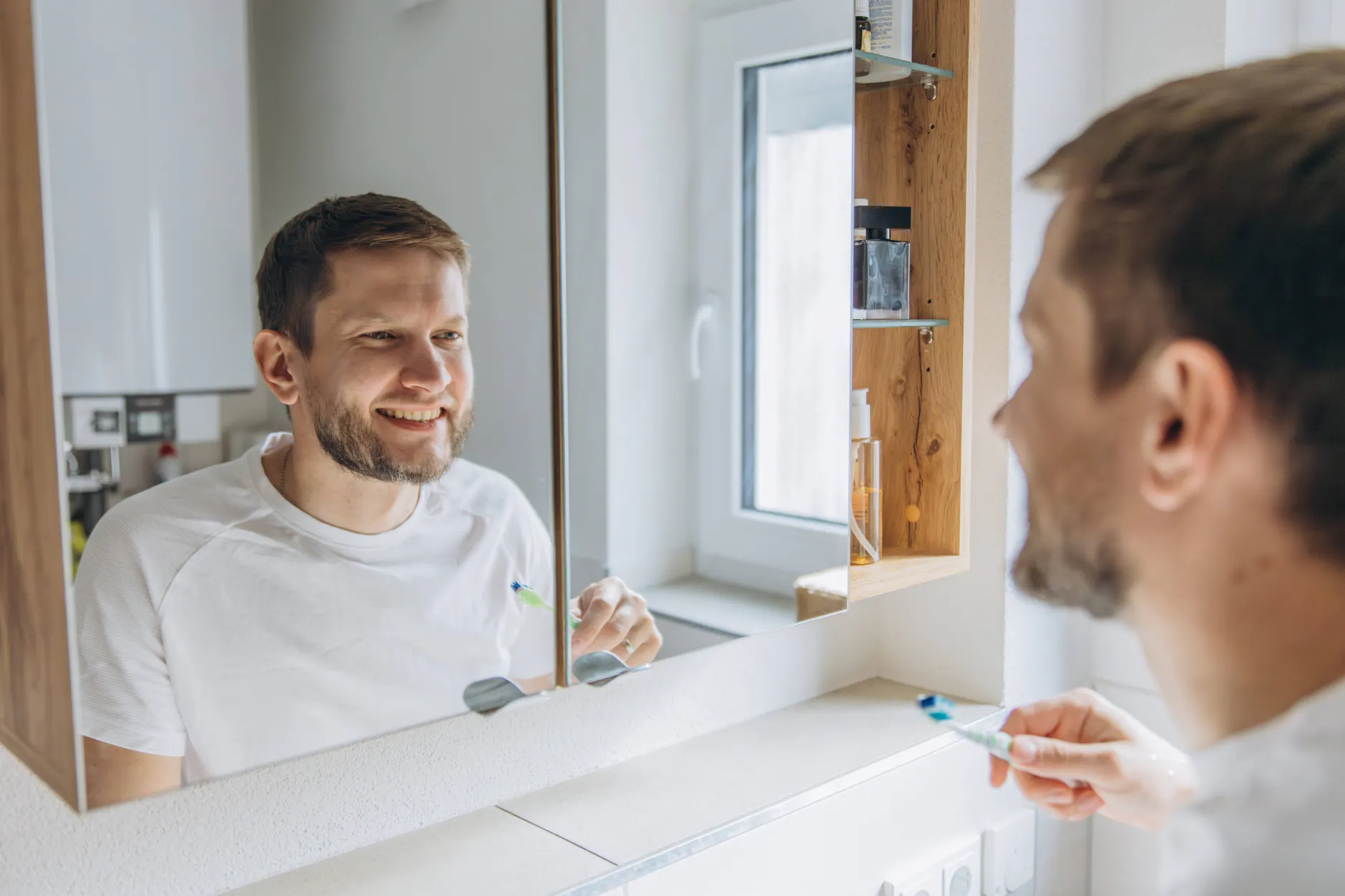 Ein frischer Atem wird gern gerochen. Putzen Sie sich gründlich Ihre Zähne.