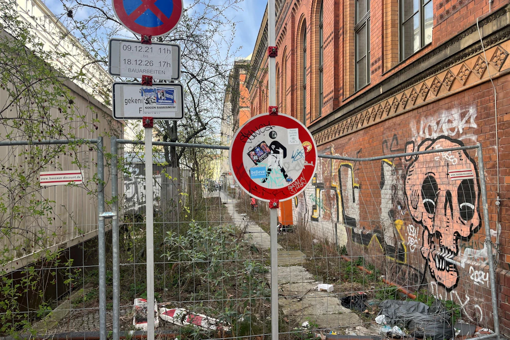 Rätsel um Graefestraße: Warum Berlins entspannteste Baustelle nicht fertig wird