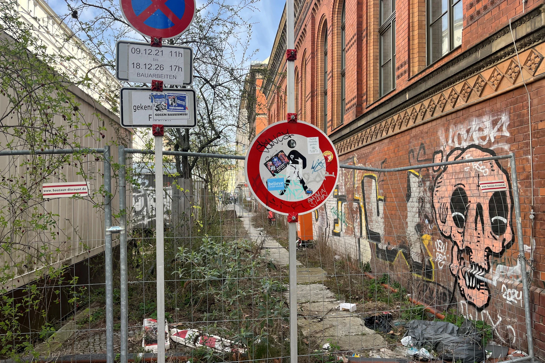 An dieser Kreuzberger Baustelle läuft alles ein wenig anders.