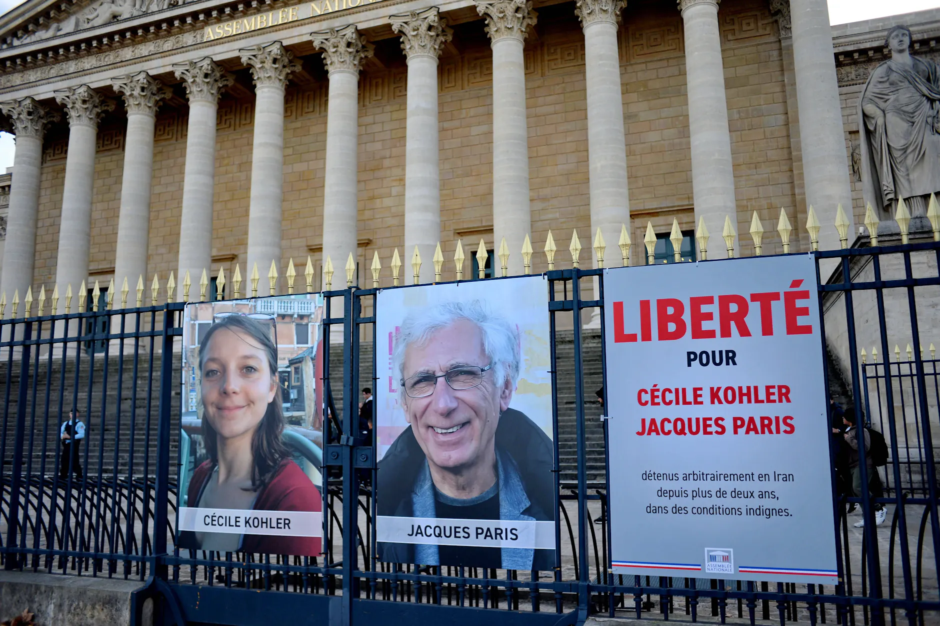 Die französischen Staatsbürger Jacques Paris and Cécile Kohler befinden sich auf dem Weg nach Frankreich.