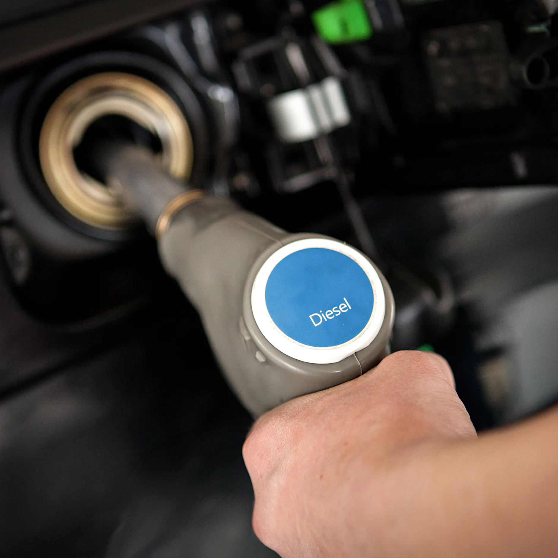 Neues Gesetz treibt Preise: Warum Tanken immer teurer wird