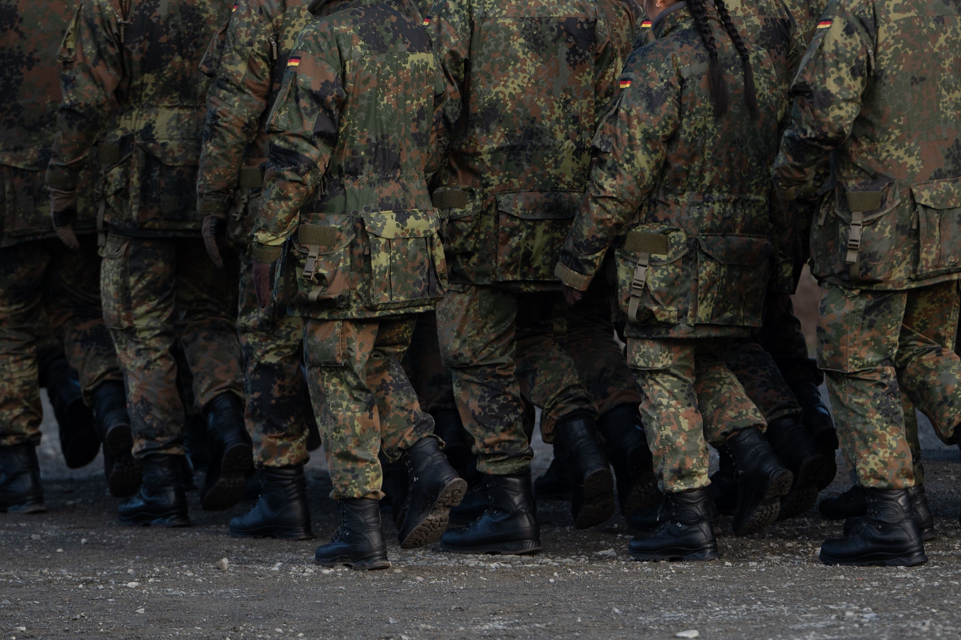 Image - Wehrdienst-Regelung: Keine Genehmigungspflicht für Auslandsaufenthalte laut SPD-Politiker
