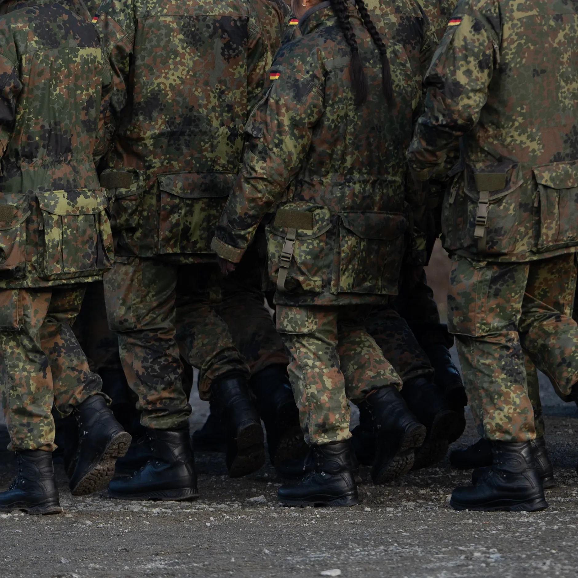 Image - Wehrdienst-Regelung: Keine Genehmigungspflicht für Auslandsaufenthalte laut SPD-Politiker