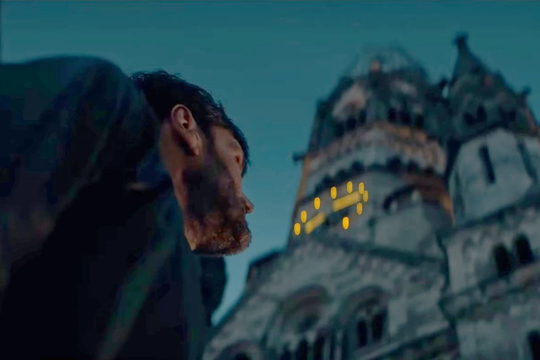 In „Ghost Bastard“ irrt ein Geist durch Berlin – und streift an der Gedächtniskirche vorbei.