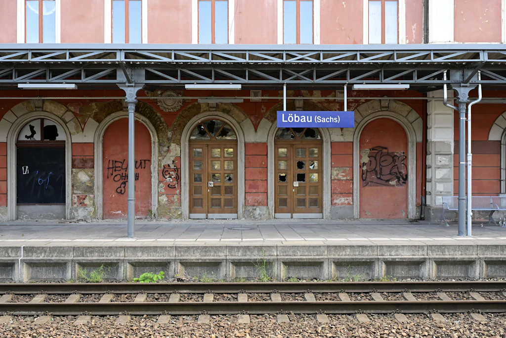 Verband kritisiert Merz' Bahnversprechen Richtung Osten als „Lippenbekenntnis“