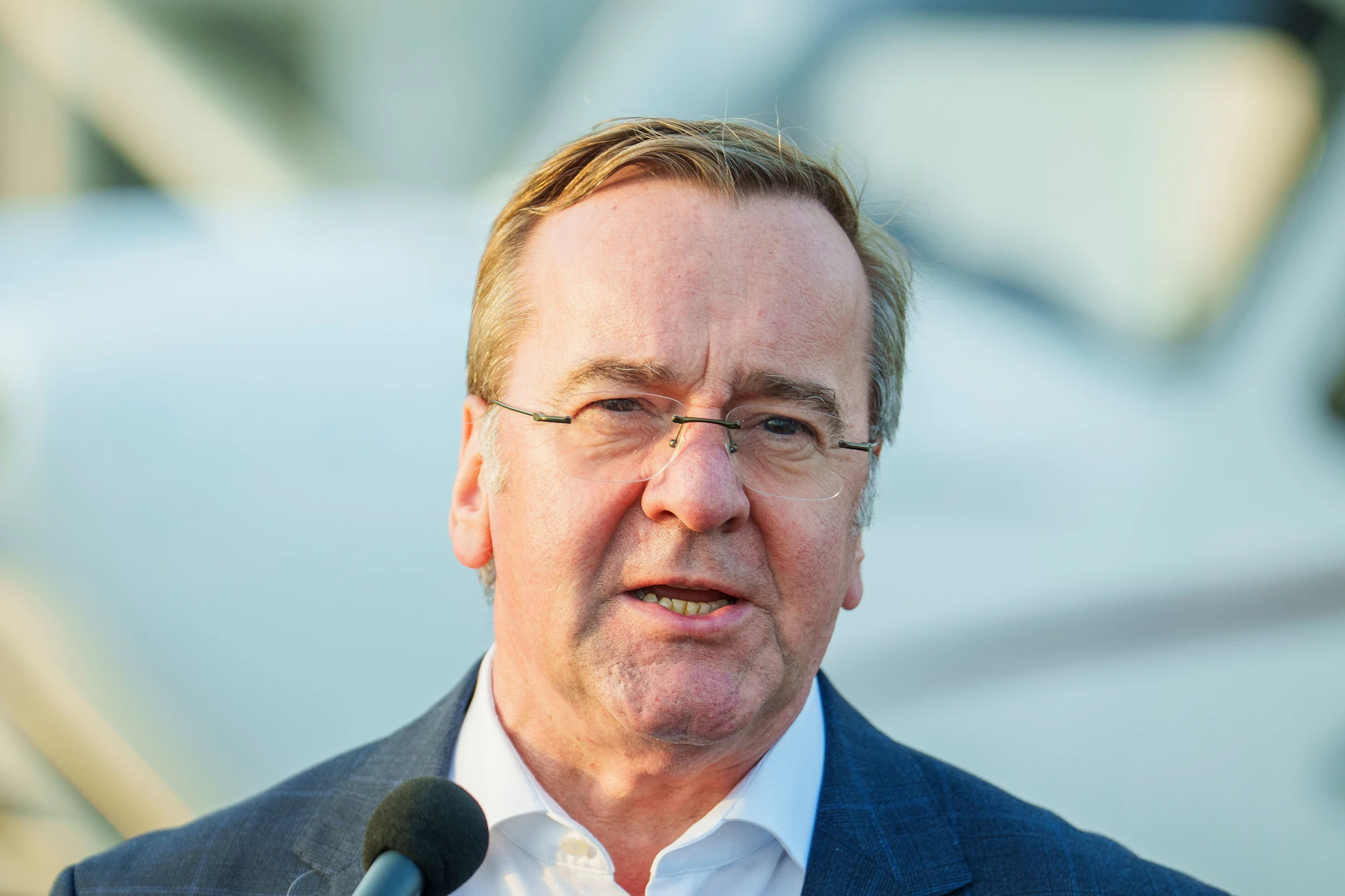 Boris Pistorius (SPD), Bundesverteidigungsminister, äußert sich zu der Regelung im neuen Wehrdienst-Gesetz.