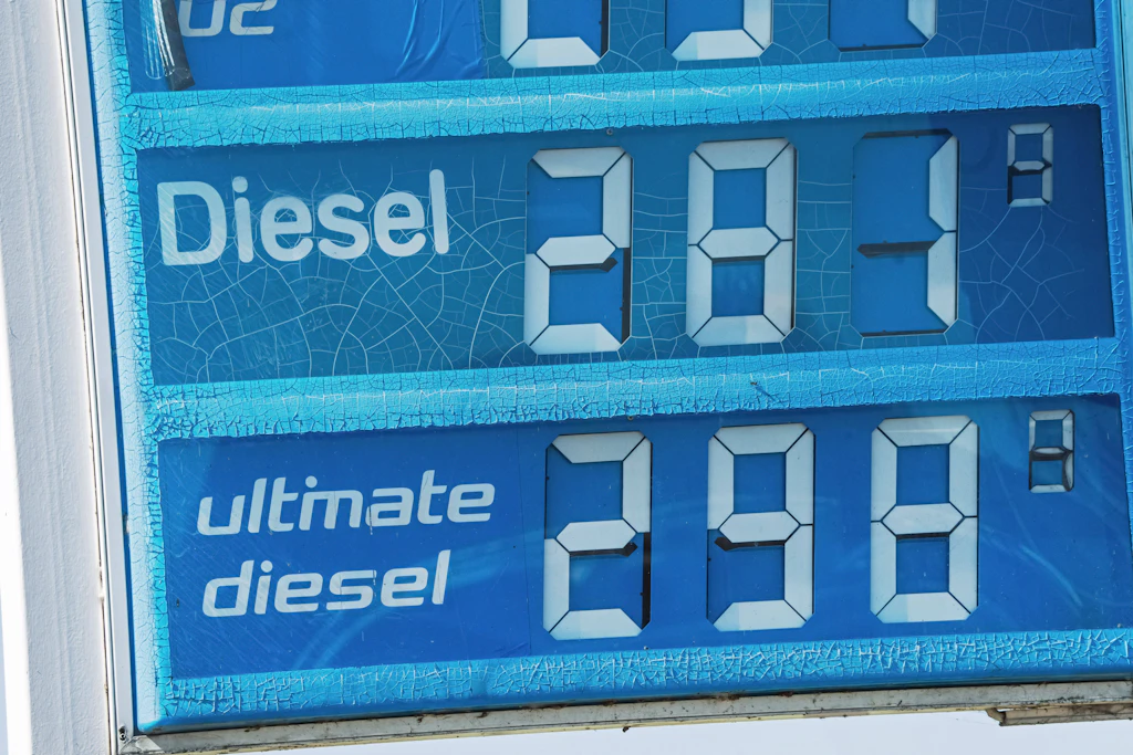 Rekordpreise bei Diesel: Ein Liter kostete am Freitag 2,81 Euro an der A7 in Hessen.