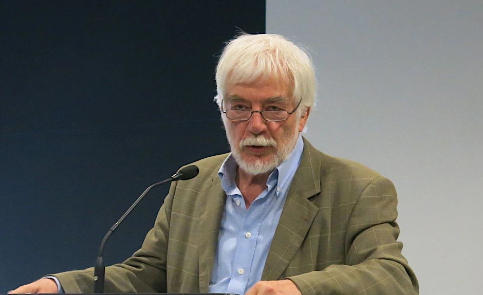 Dr. Hans-Joachim Maaz: „Im Umgang mit der Opposition gleichen die heutigen Verhältnisse zunehmend denen in der DDR.“