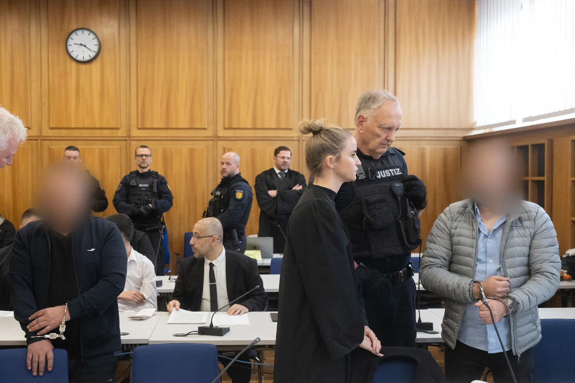 Unter den fünf Angeklagten im Prozess in Heilbronn sind Inhaber von Fahrschulen.