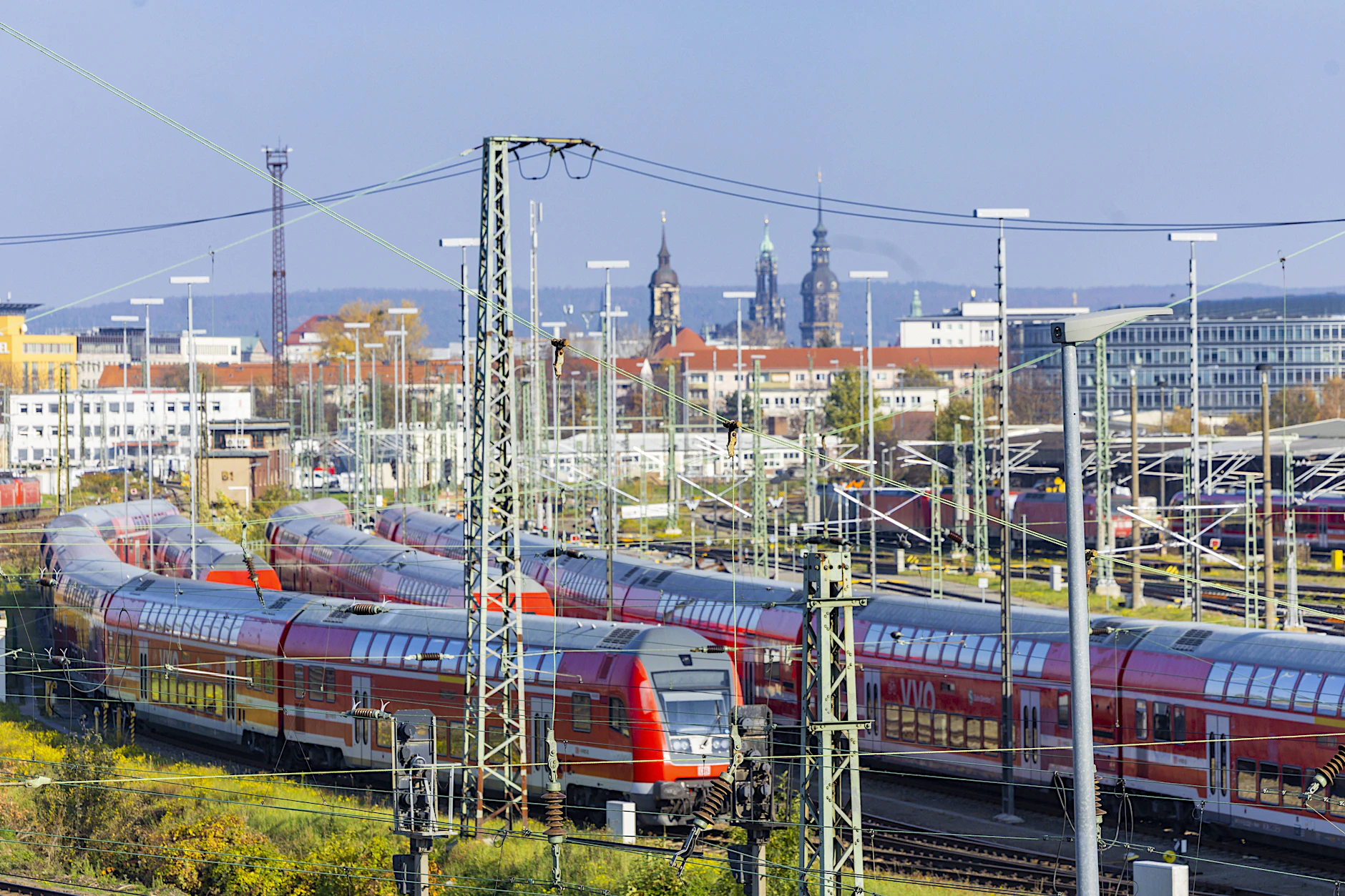 dresden-baut-s-bahn-netz-aus-neuer-halt-k-nnte-4-000-fahrg-ste-t-glich