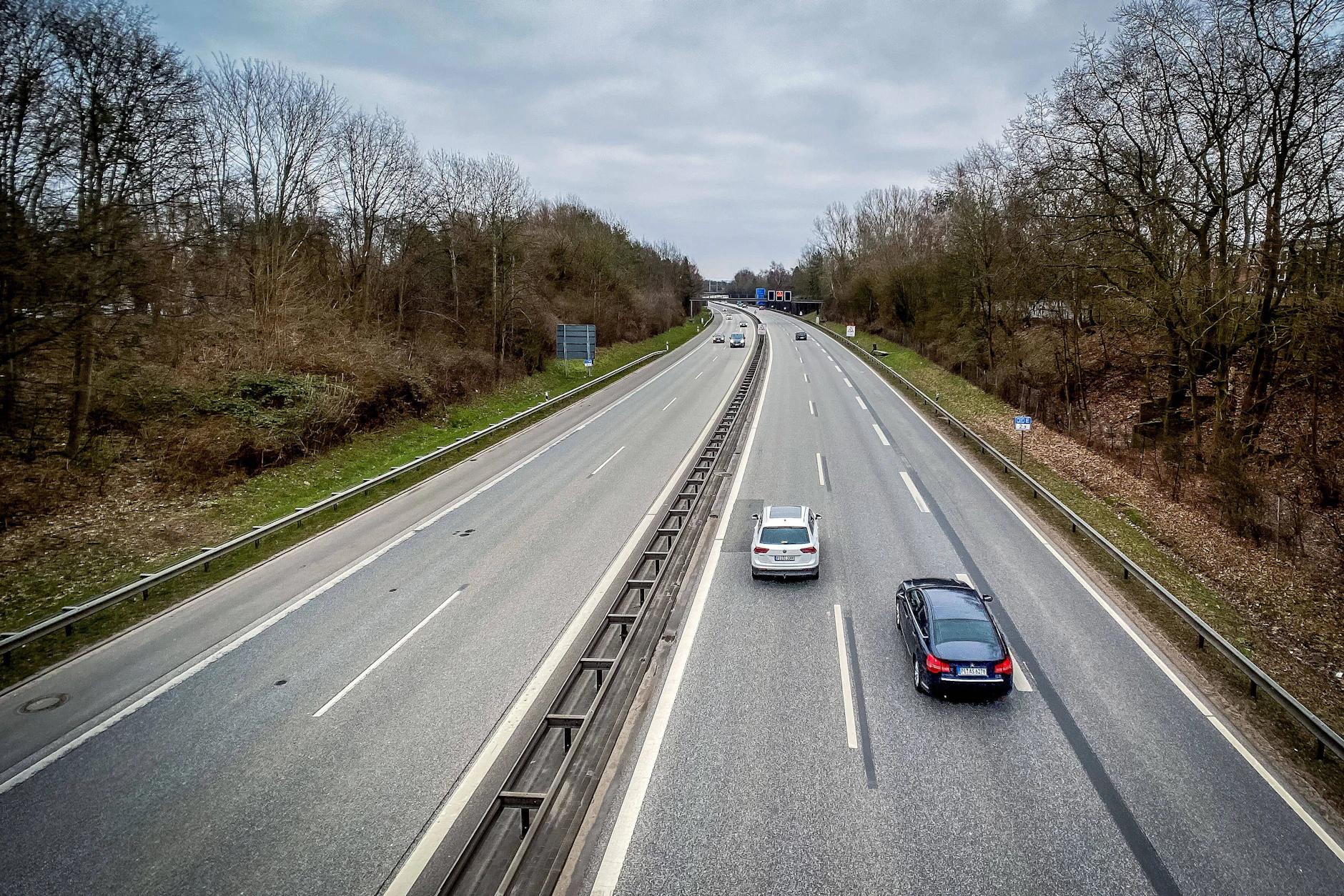Ein Teil der Autobahn A23 musste am Mittwoch wegen der Geburt eines Babys gesichert werden.