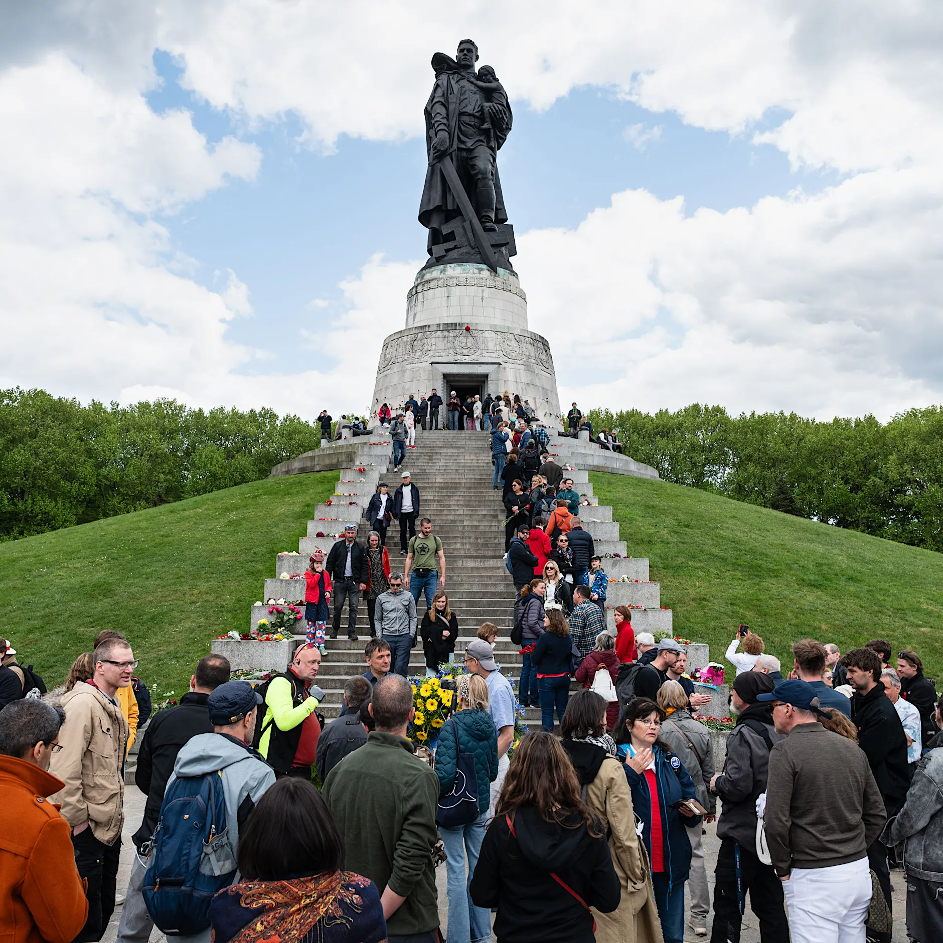 „Umwidmung“ sowjetischer Ehrenmale: Fand in Karlshorst eine Geheimtagung statt?