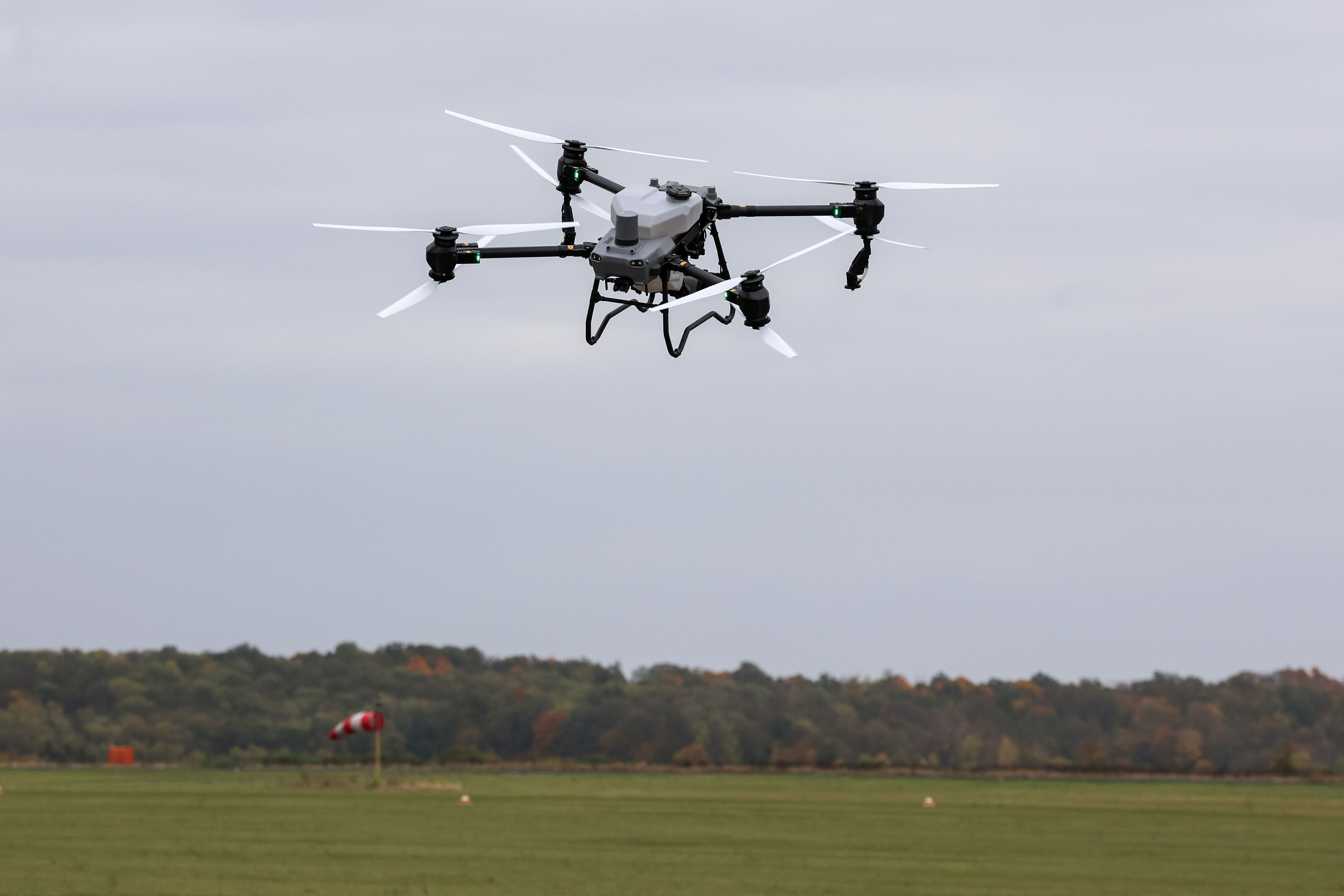 Frankreich: Rentner schießt Drohne der Stadtverwaltung mit Gewehr ab