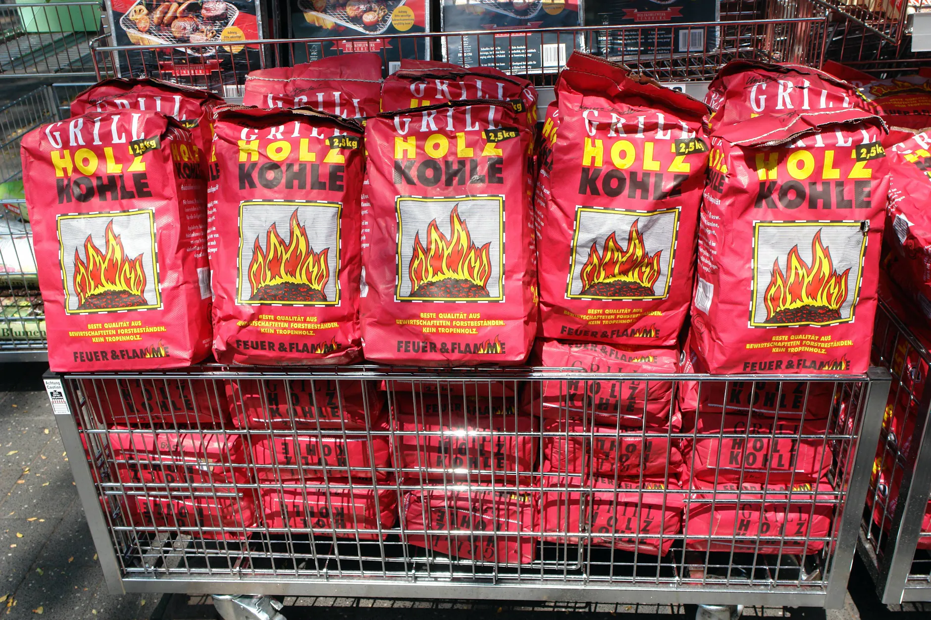 Wird Grillkohle langsam zum Luxusgut?