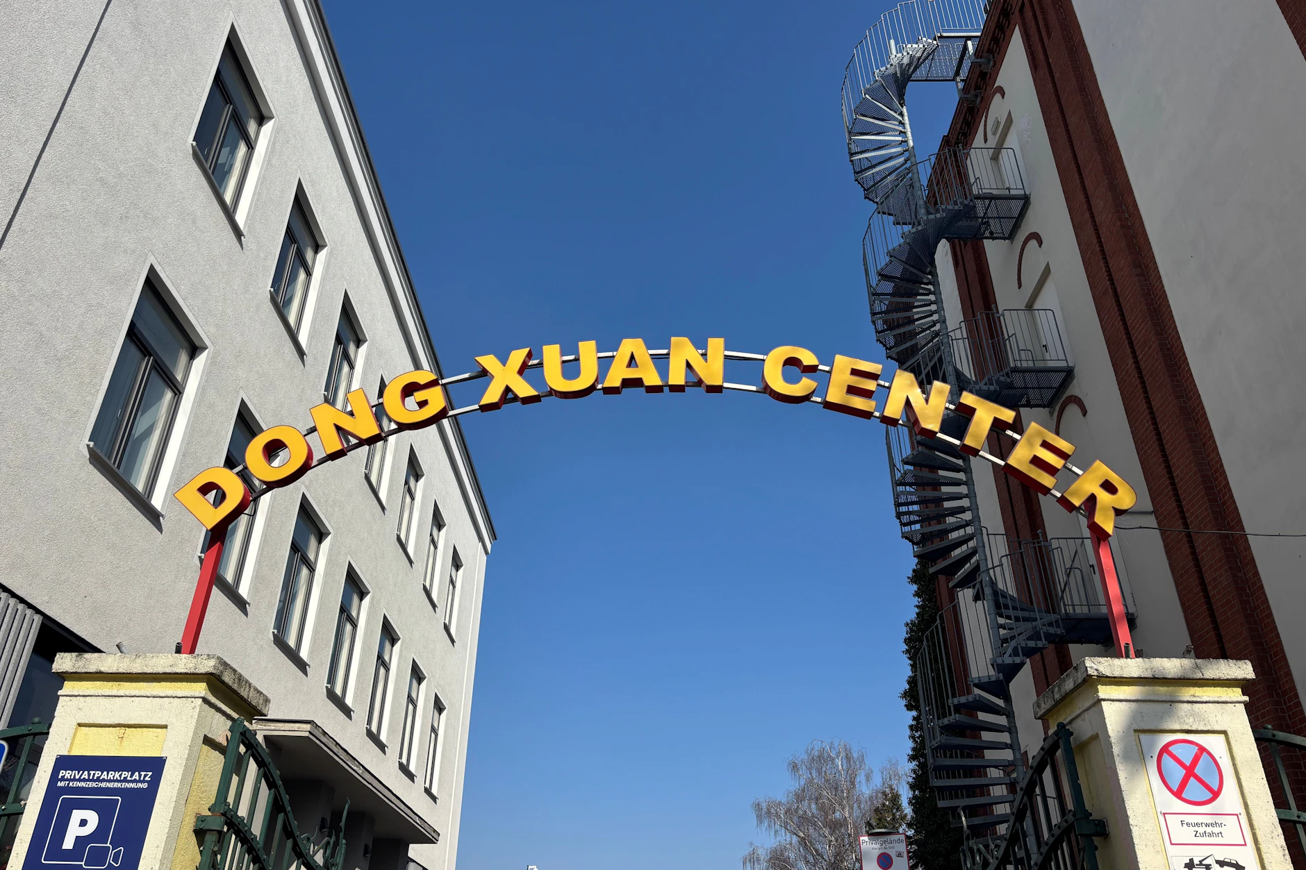 Das Dong-Xuan-Center in Lichtenberg gilt als Treffpunkt der vietnamesischen Community, aber auch als Treffpunkt krimineller Gruppen.