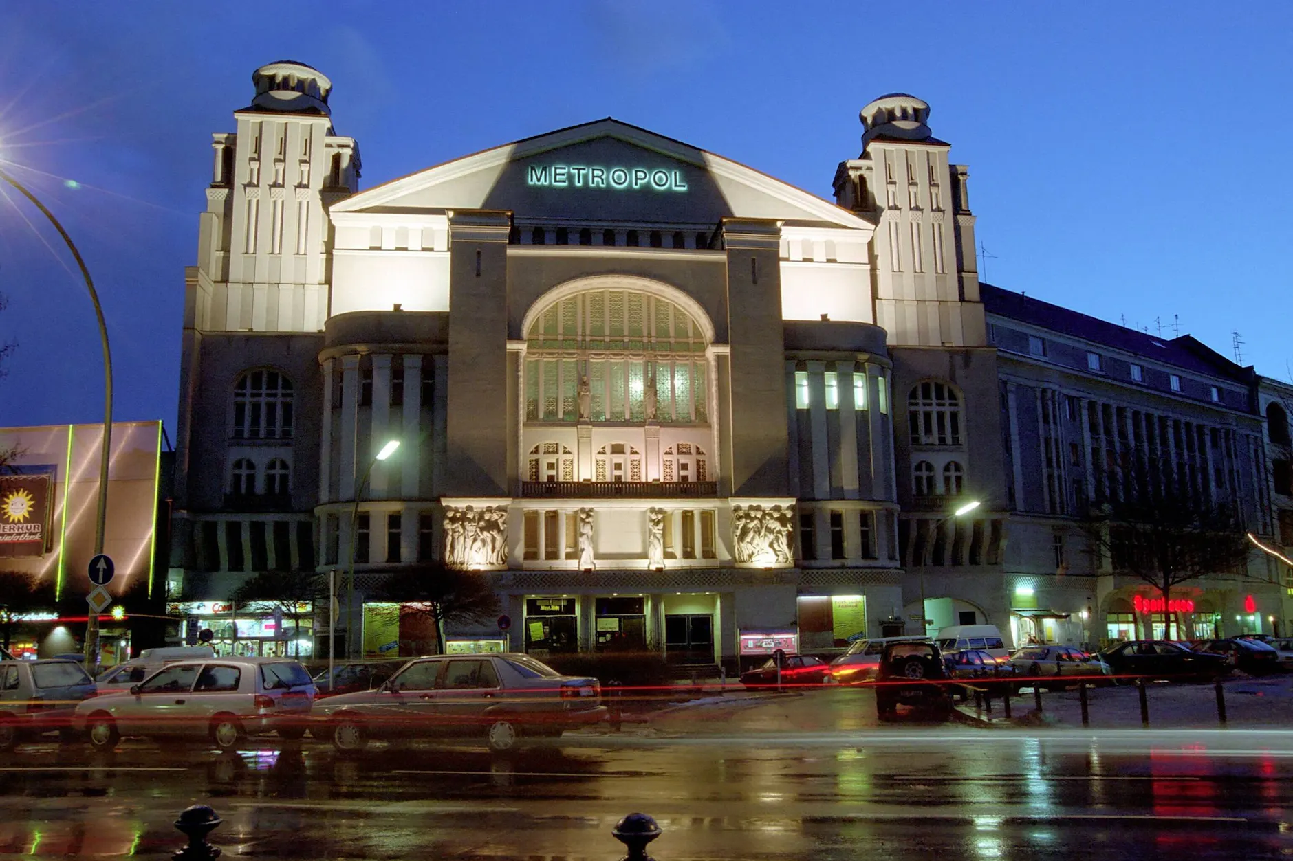 Das Metropol am Nollendorfplatz, hier in einer Aufnahme von 2001