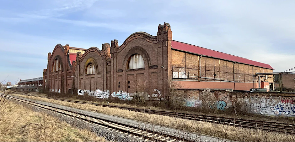 In der Dessauer Kraftmaschinenhalle wurde der Tag der Industriekultur 2026 eröffnet. Landesweit beteiligen sich über 100 Standorte.