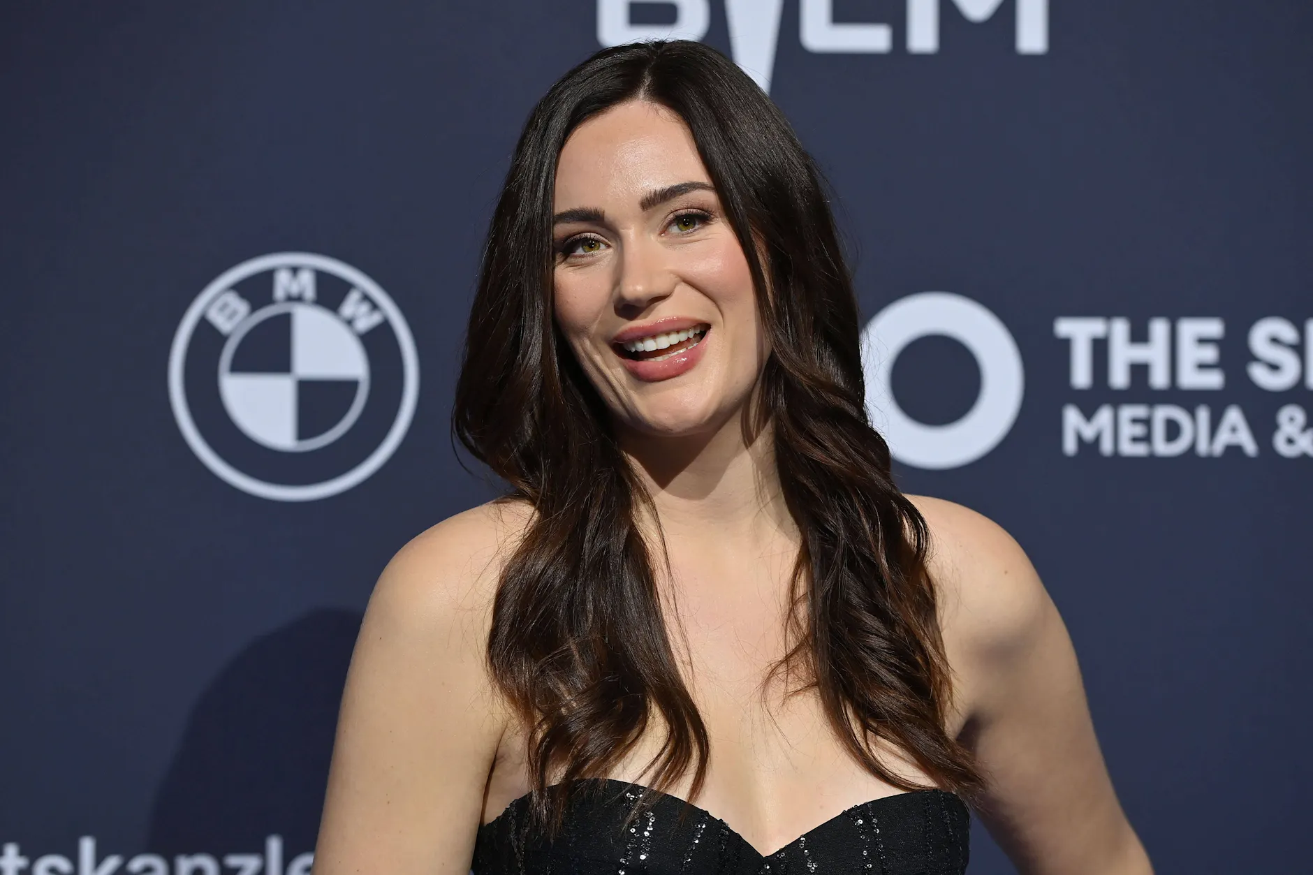 Gloria-Sophie Burkandt hat wegen ihrer Instagram-Fotos mächtig Ärger am Hals.