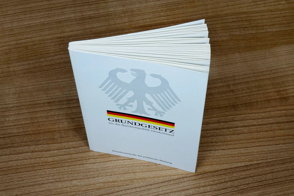 Ostdeutsche Bürgerrechtler forderten den Neuanfang: Wie der Westen die Verfassungsdebatte ausbremste