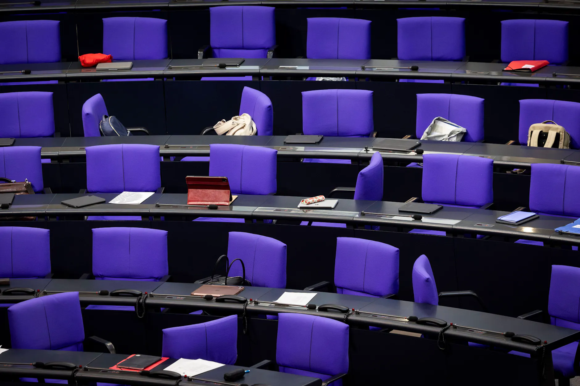 Verkleinertes Parlament ohne eine Verringerung der Kosten: Wie kann das sein?