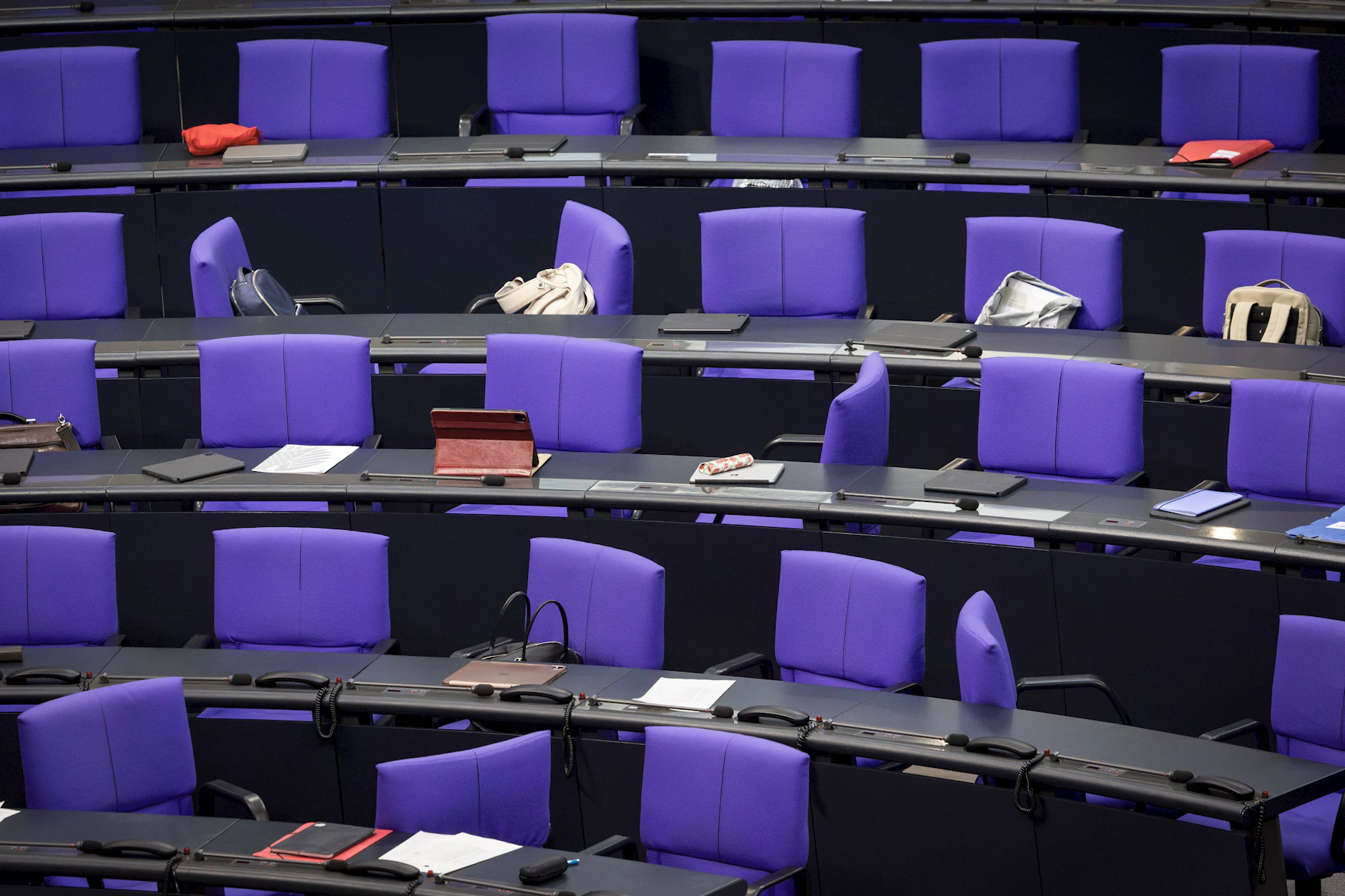 Weniger Abgeordnete bedeuten weniger Ausgaben? Die Bilanz der Bundestagsreform